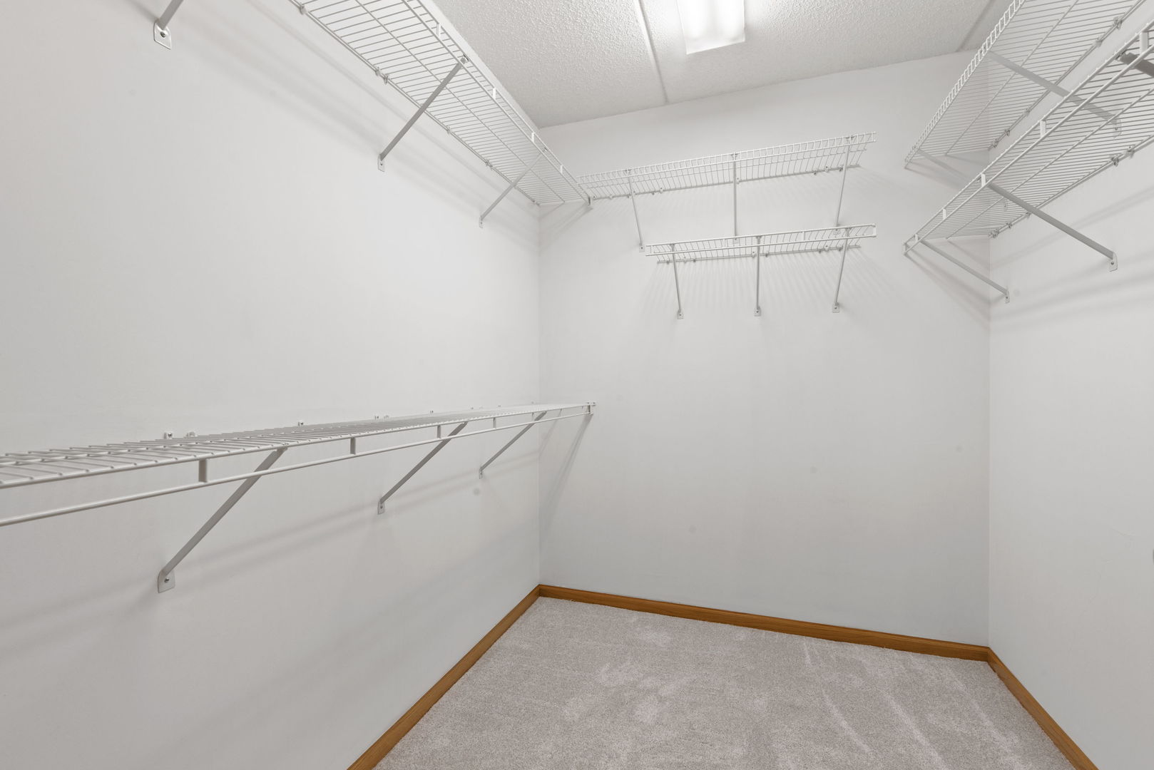 100 N Gary Avenue #304, Wheaton, IL 60187