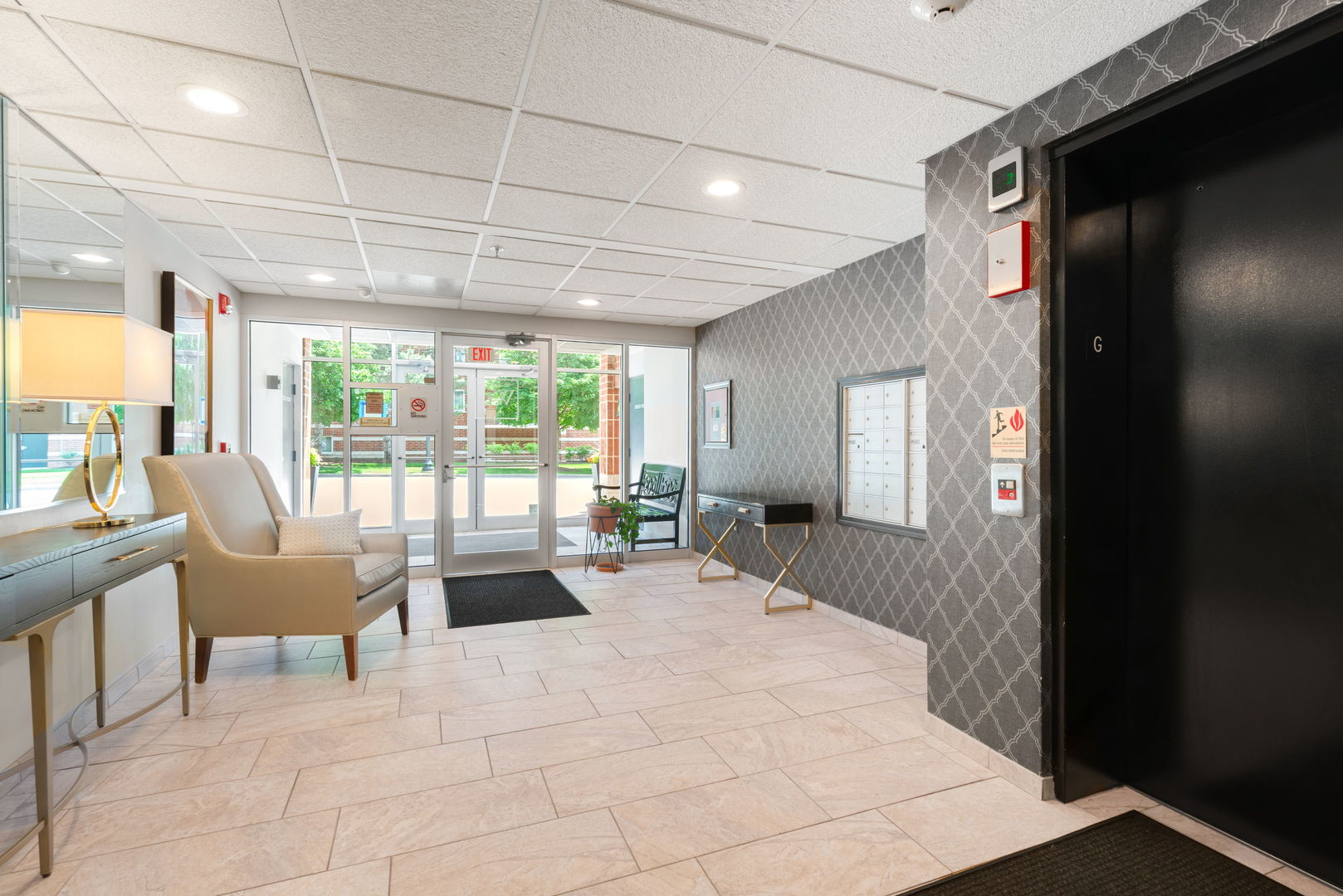 100 N Gary Avenue #304, Wheaton, IL 60187