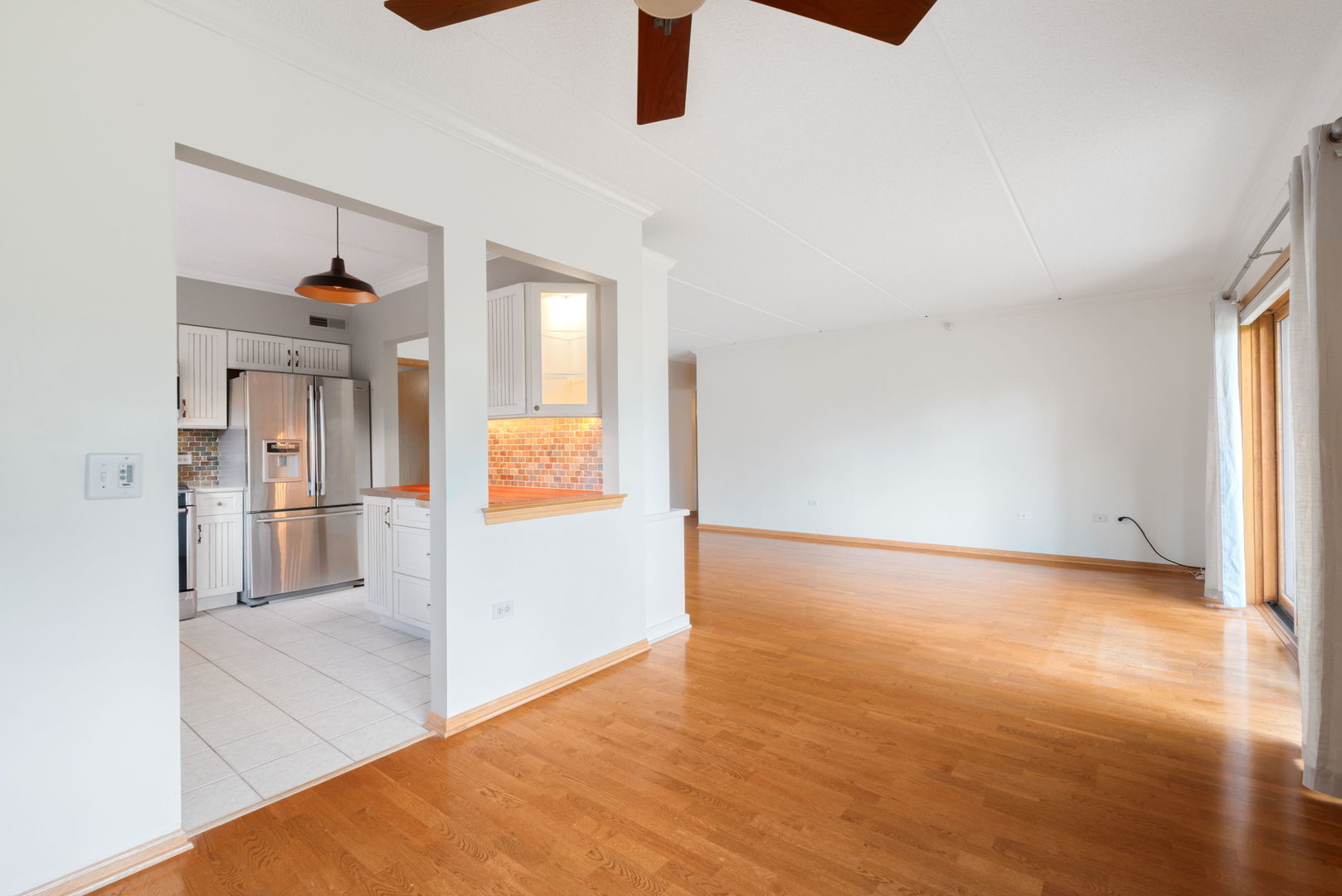 100 N Gary Avenue #304, Wheaton, IL 60187