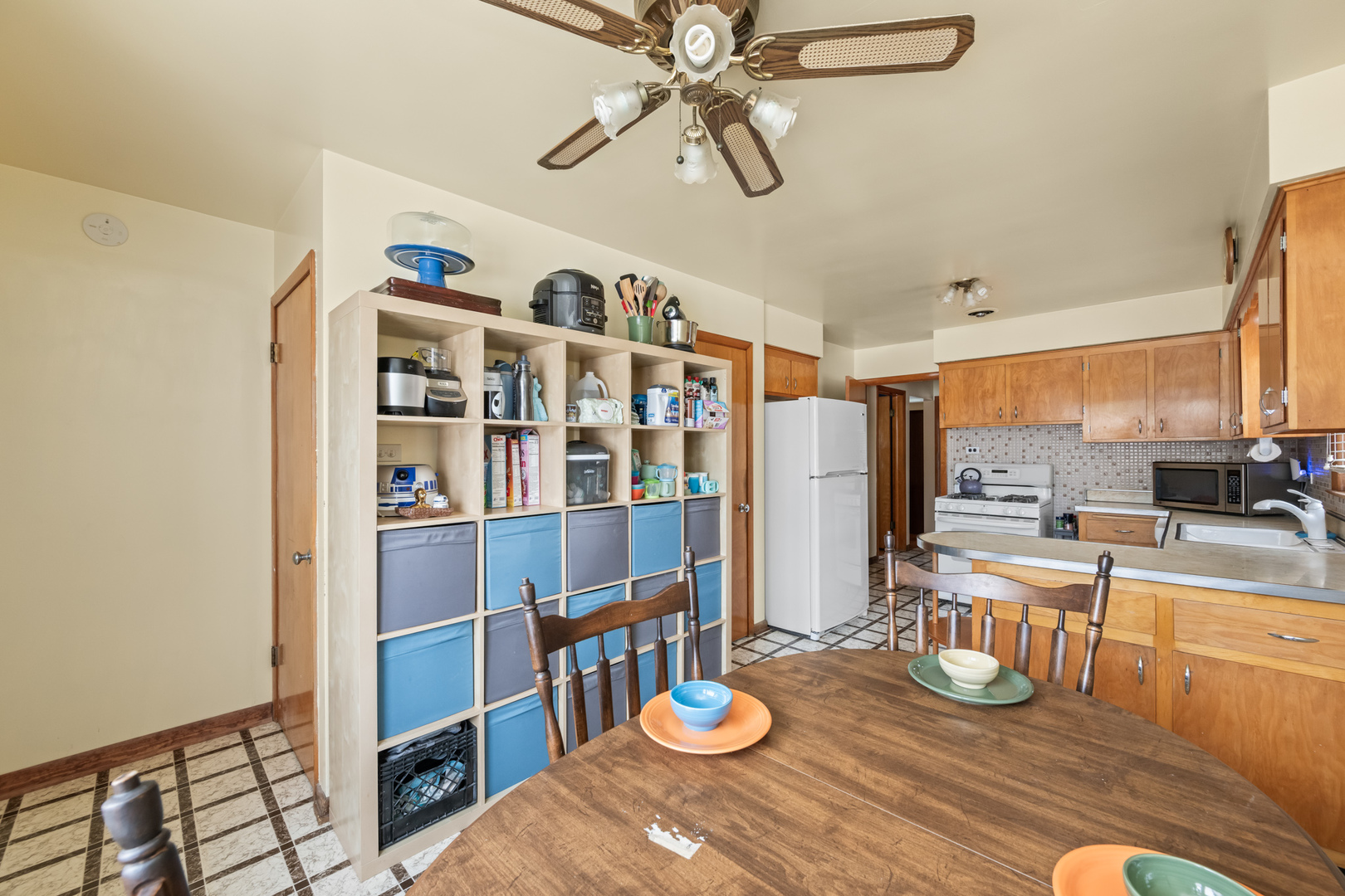 7505 N Oconto Avenue, Chicago, IL 60631