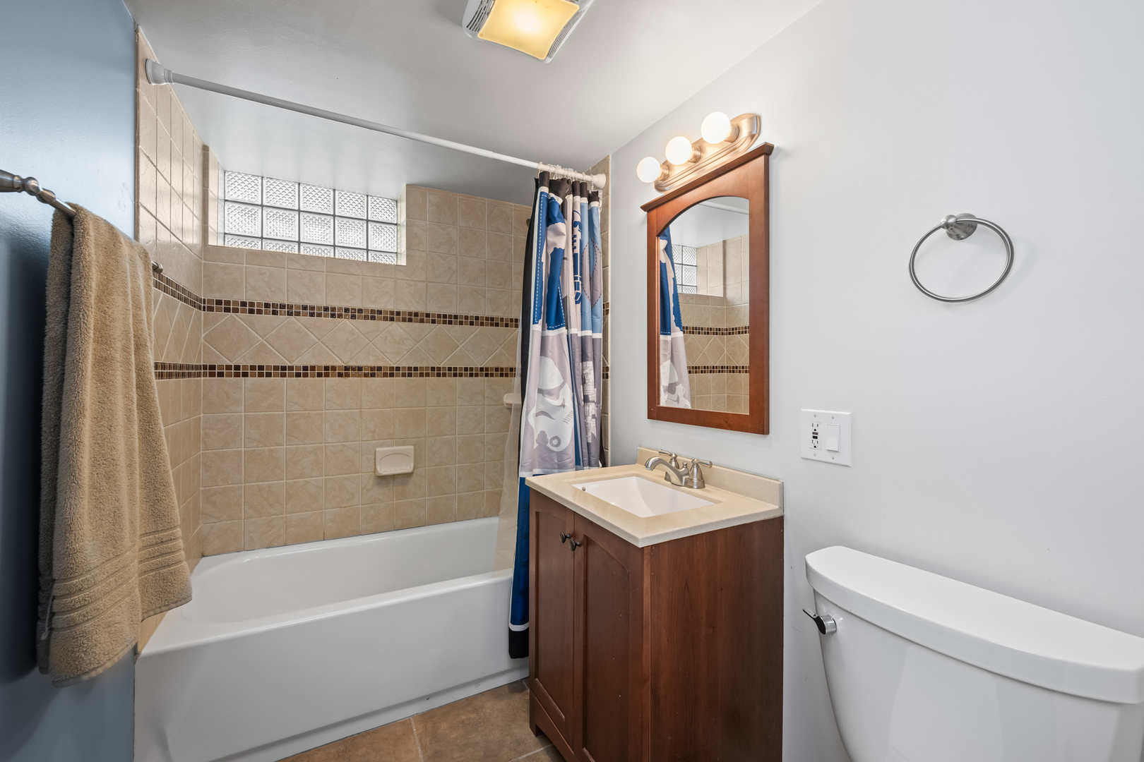 7505 N Oconto Avenue, Chicago, IL 60631