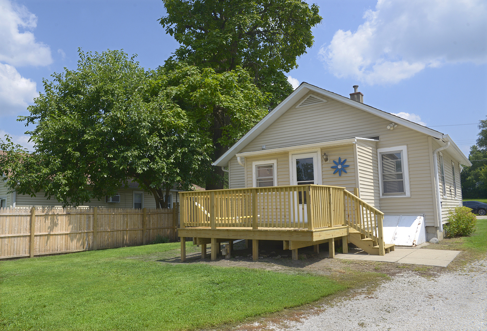 1617 Pine Street, Ottawa, IL 61350