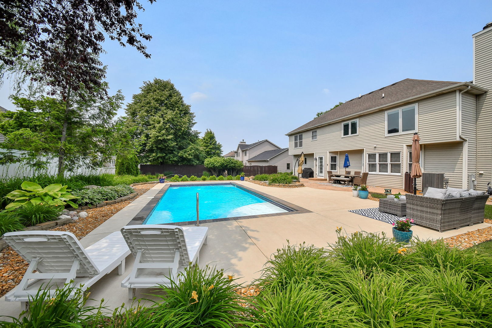 708 Clover Court, Yorkville, IL 60560