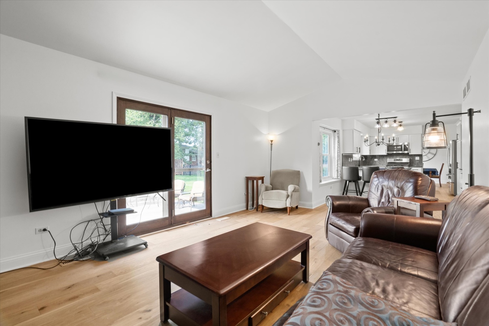 412 W 65th Street, Westmont, IL 60559