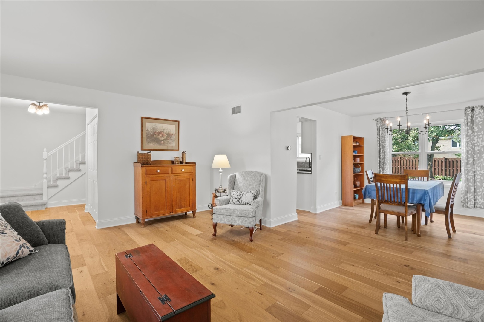 412 W 65th Street, Westmont, IL 60559