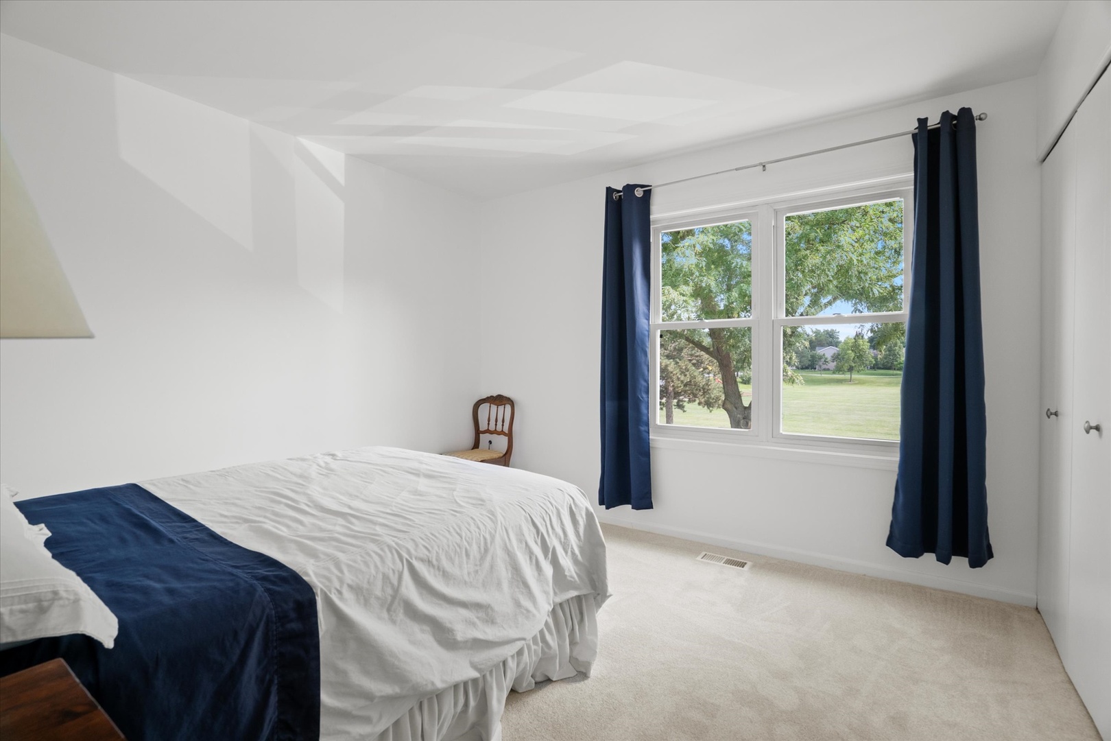 412 W 65th Street, Westmont, IL 60559