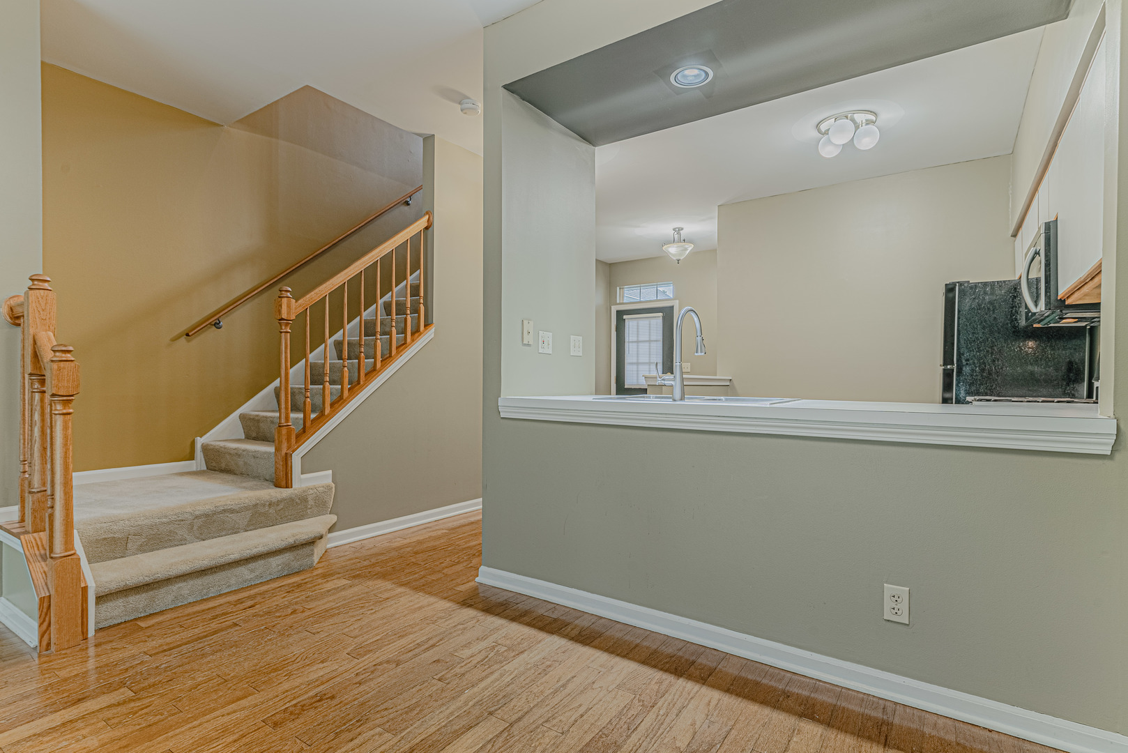 1457 Walnut Hill Avenue #1457, St. Charles, IL 60174
