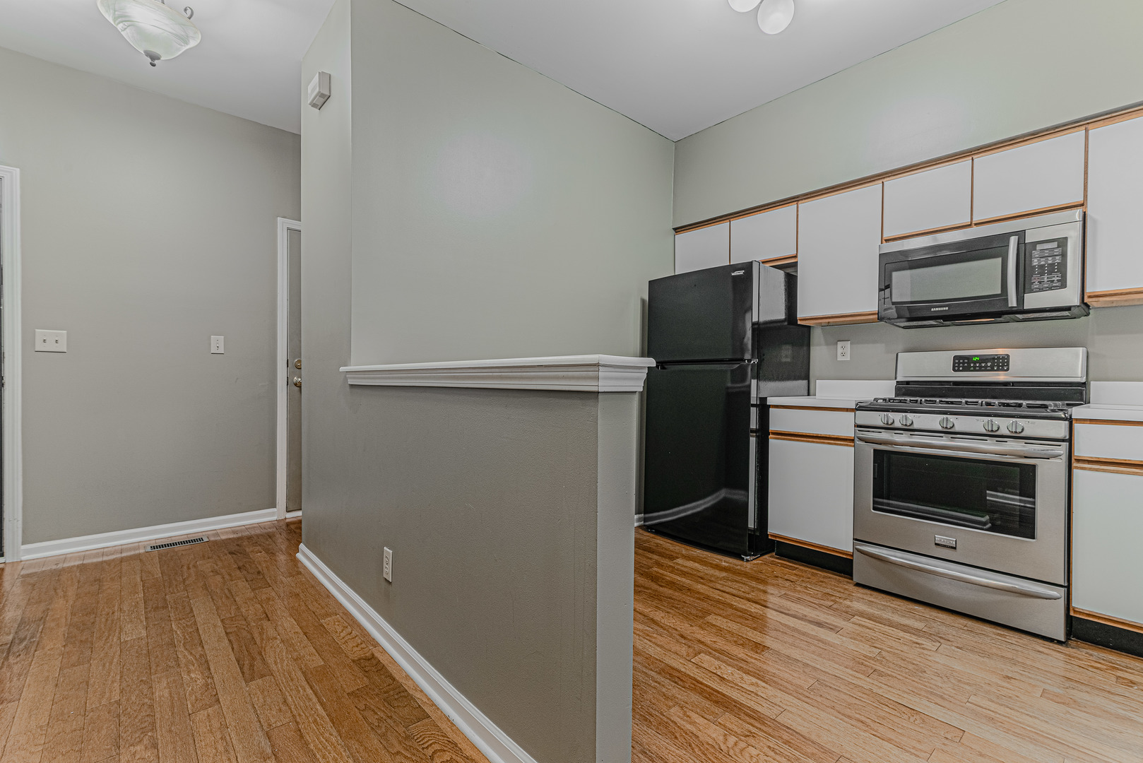 1457 Walnut Hill Avenue #1457, St. Charles, IL 60174