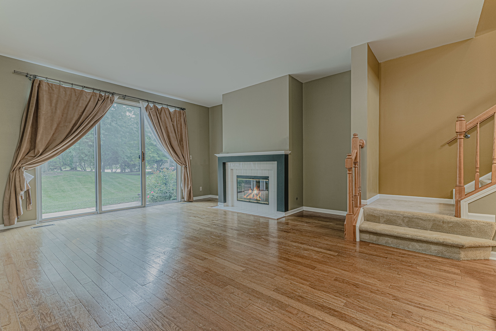 1457 Walnut Hill Avenue #1457, St. Charles, IL 60174