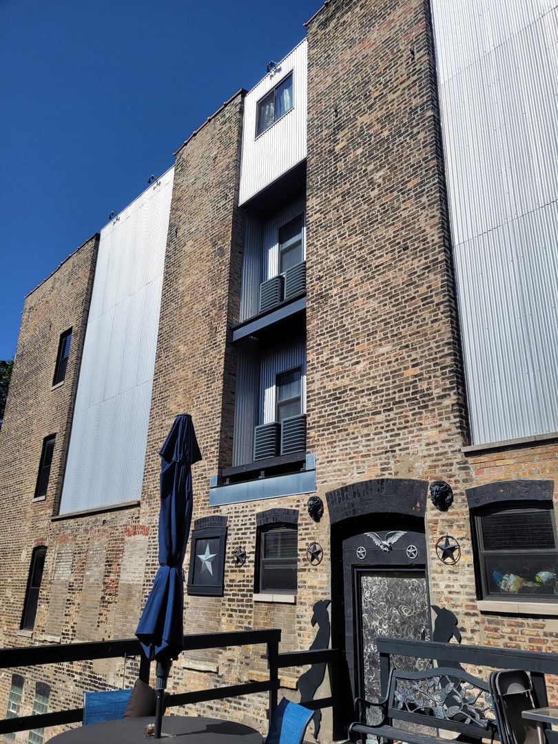 1445 W 16th Street, Chicago, IL 60608
