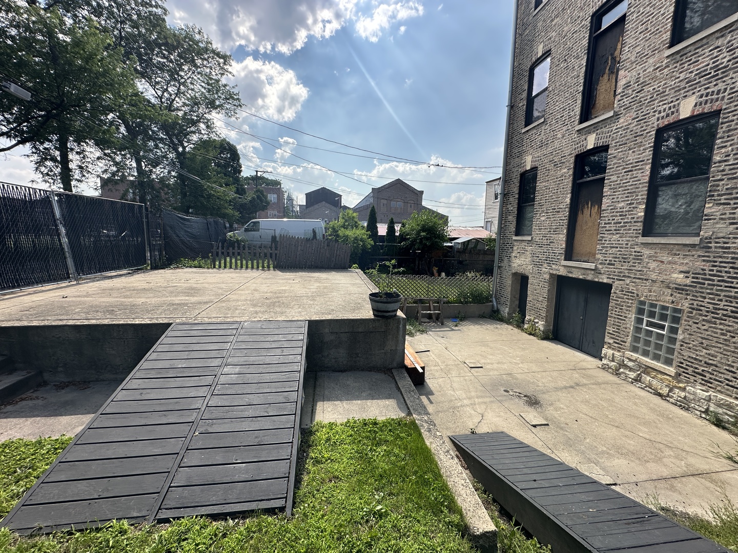 1445 W 16th Street, Chicago, IL 60608