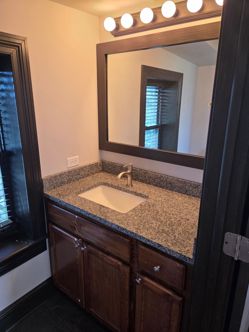 1445 W 16th Street, Chicago, IL 60608