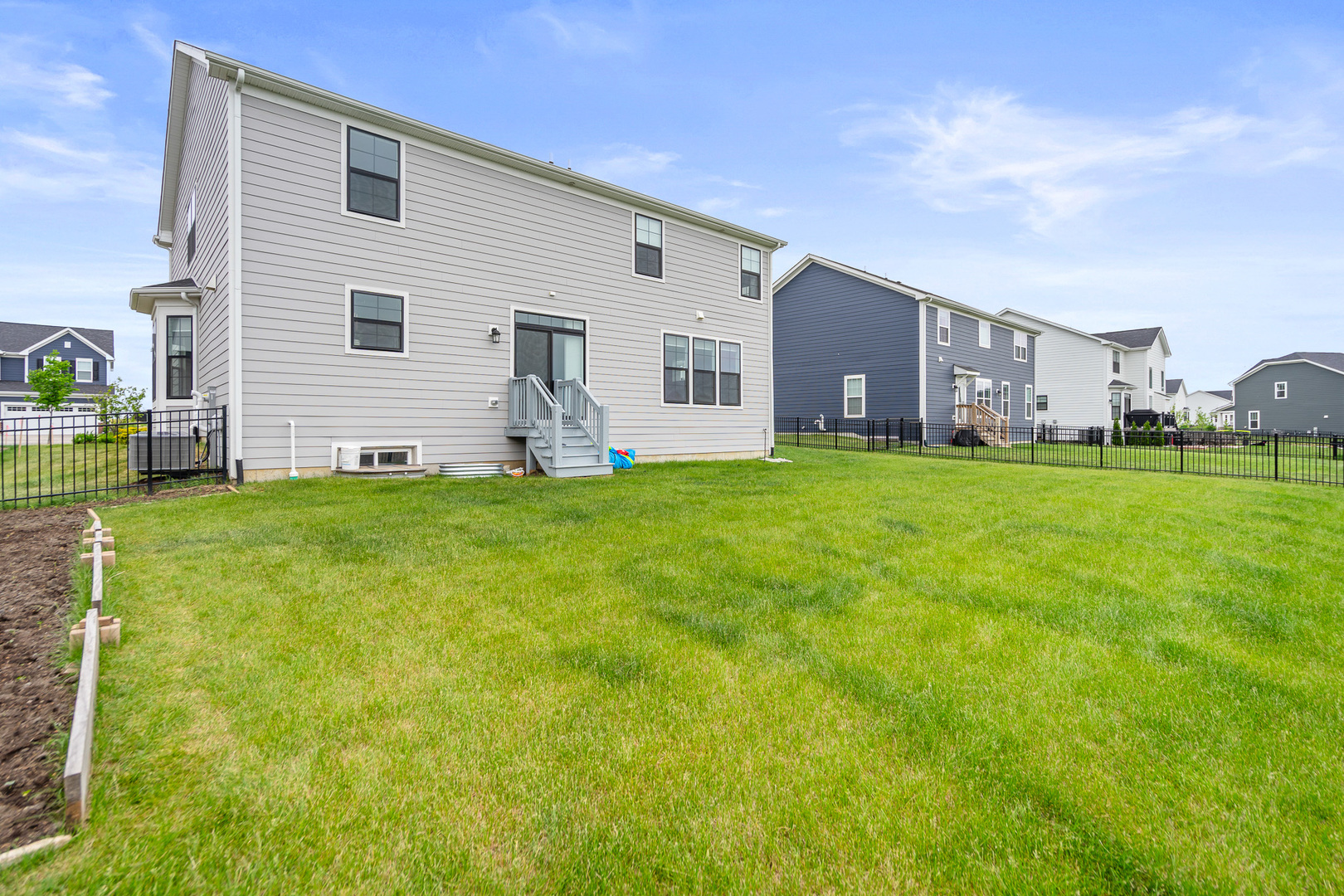 16609 S Silo Bend Drive, Lockport, IL 60441