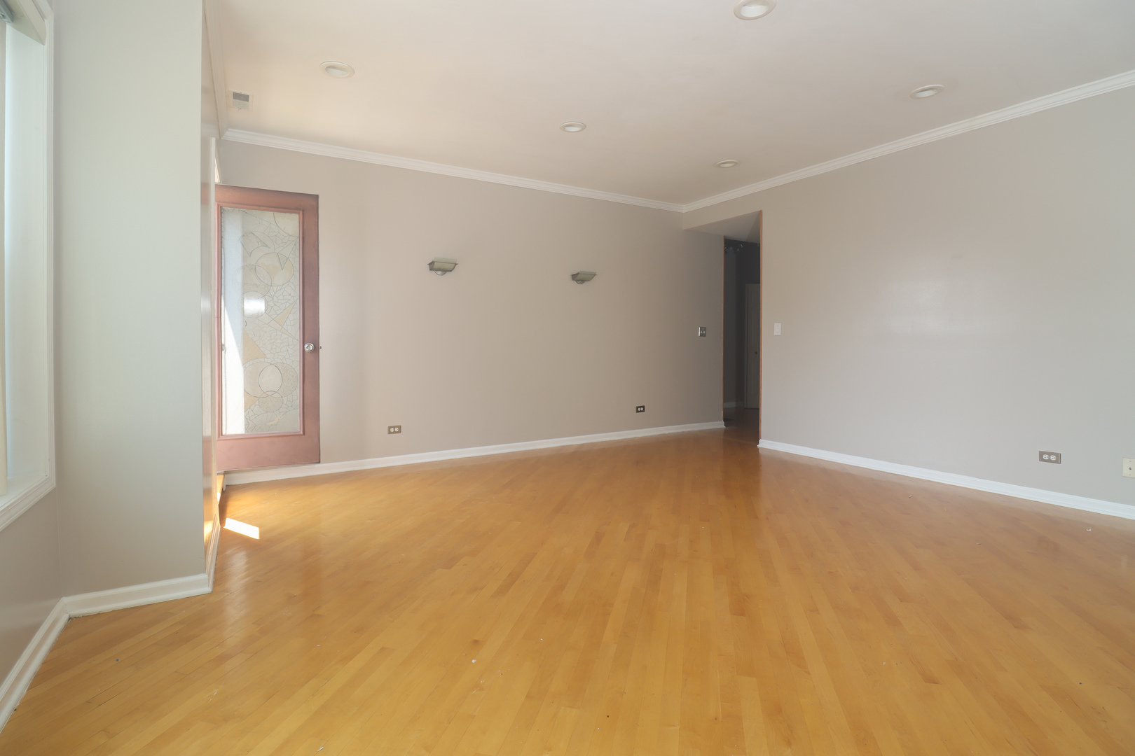 4714 S Evans Avenue, Chicago, IL 60615