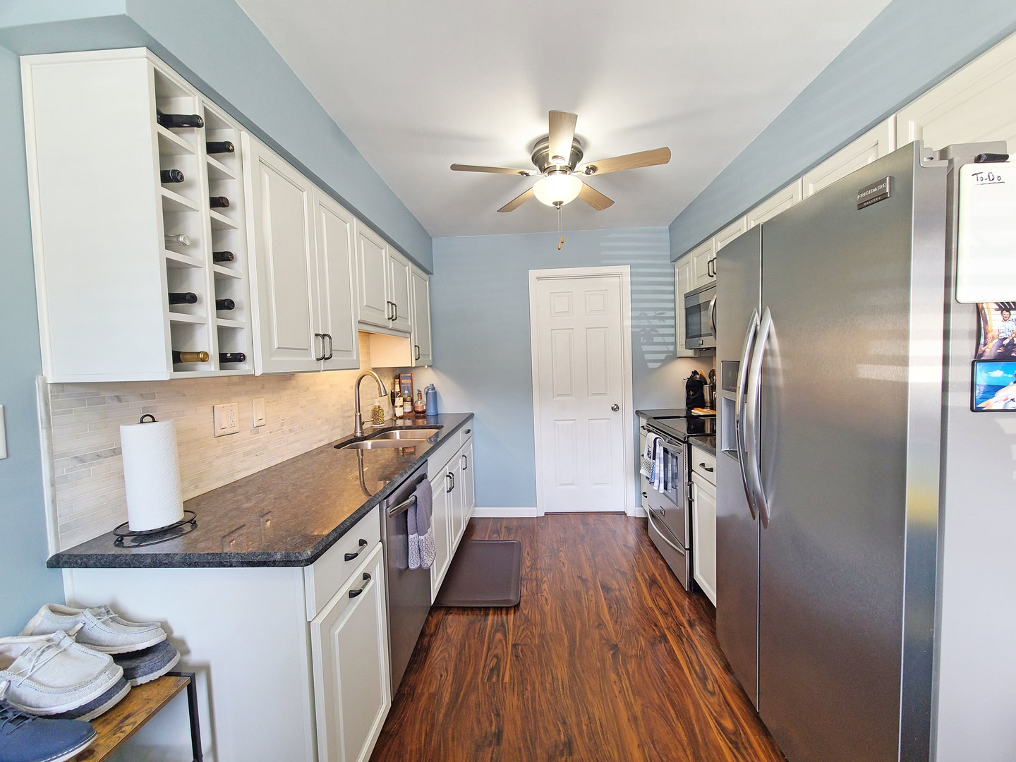 131 Willows Edge Court #A, Willow Springs, IL 60480