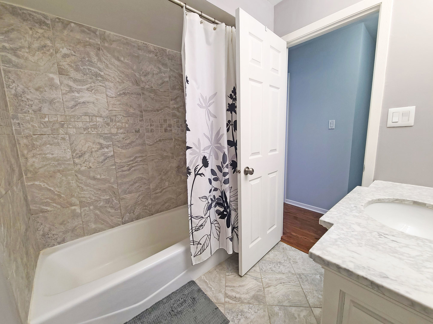 131 Willows Edge Court #A, Willow Springs, IL 60480