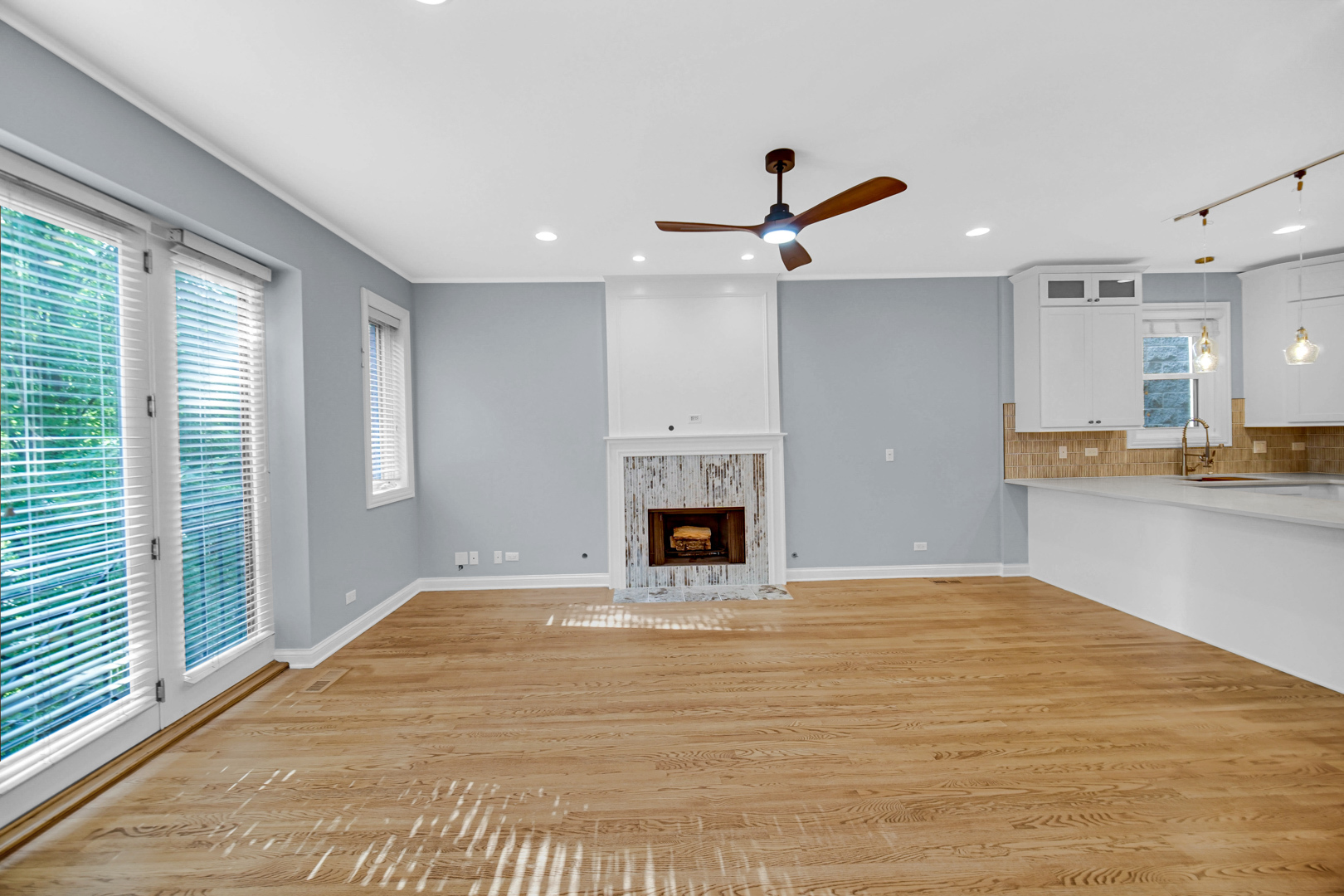 3732 N Kenmore Avenue #2, Chicago, IL 60613