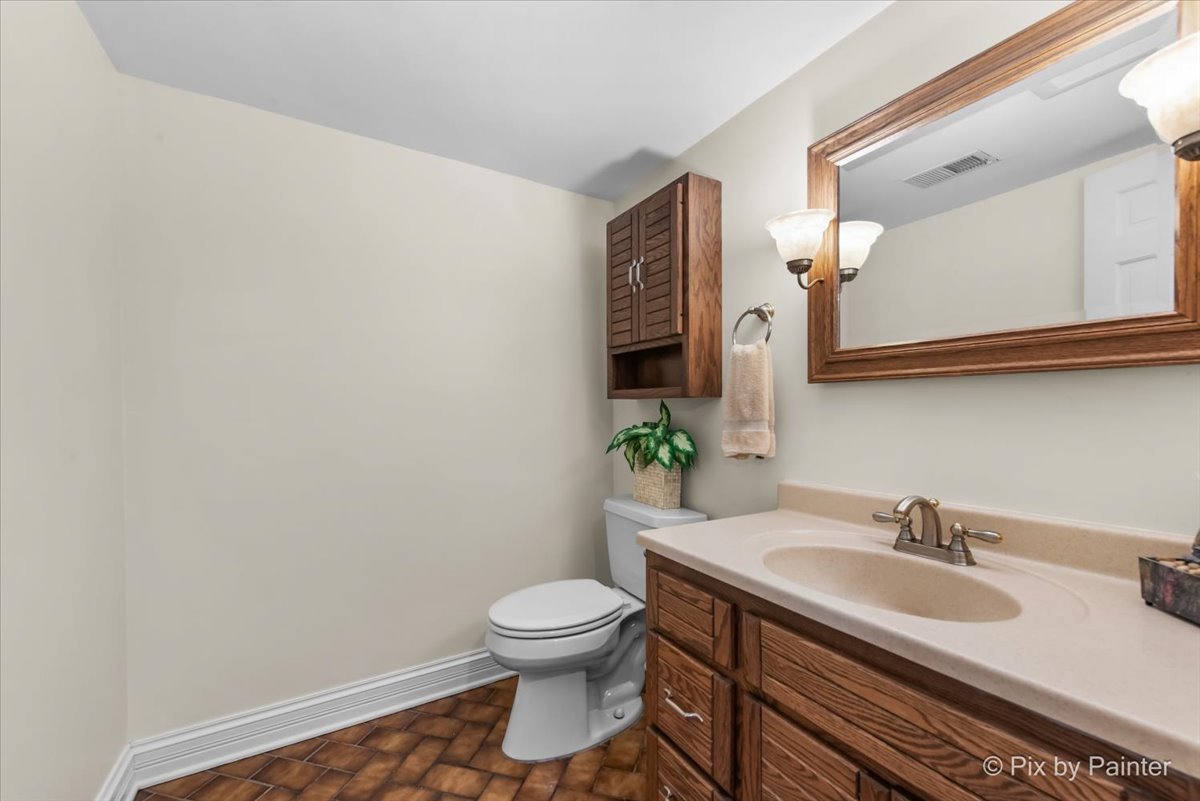 159 University Drive, Buffalo Grove, IL 60089