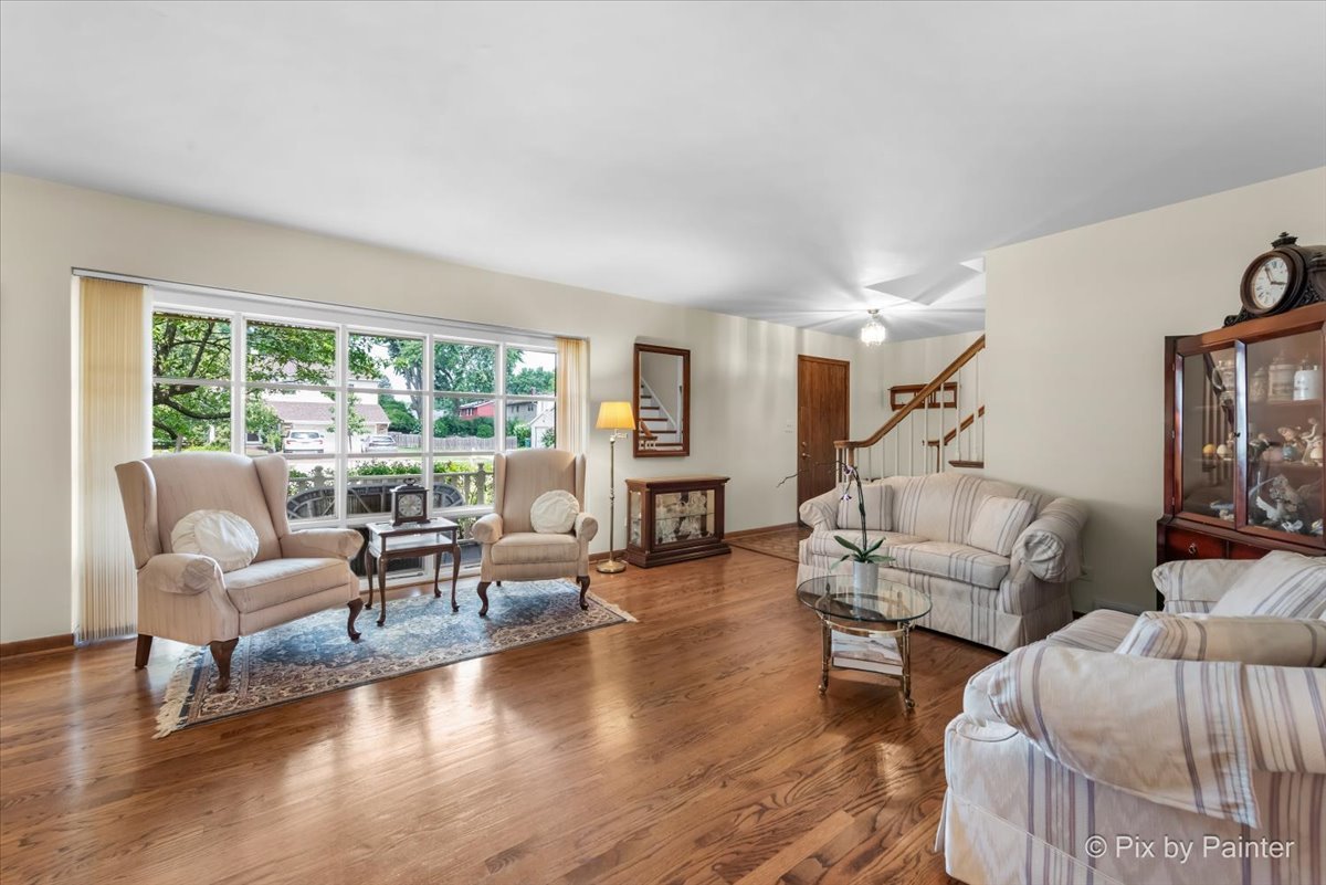 159 University Drive, Buffalo Grove, IL 60089