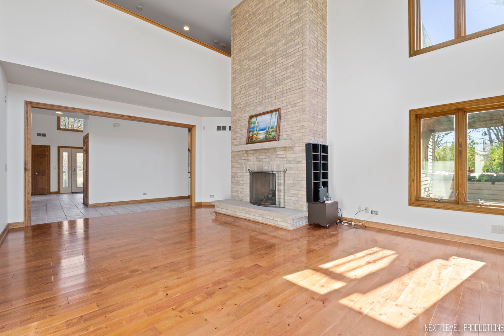 3806 DILLON Court, Downers Grove, IL 60515