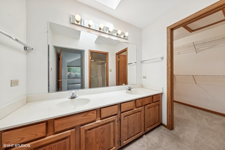 1031 Claremont Drive, Downers Grove, IL 60516
