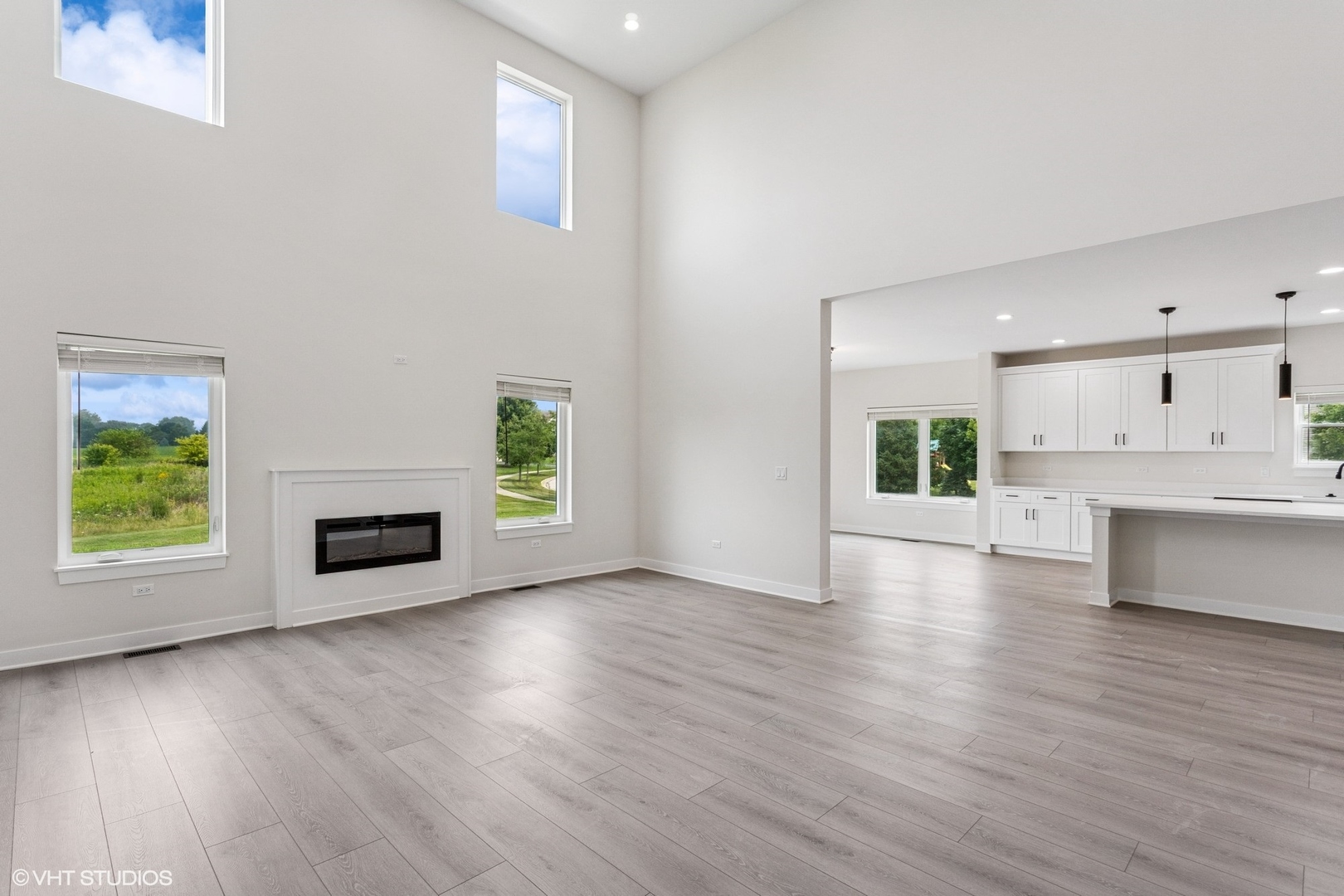 2148 Bartram Road, North Aurora, IL 60542