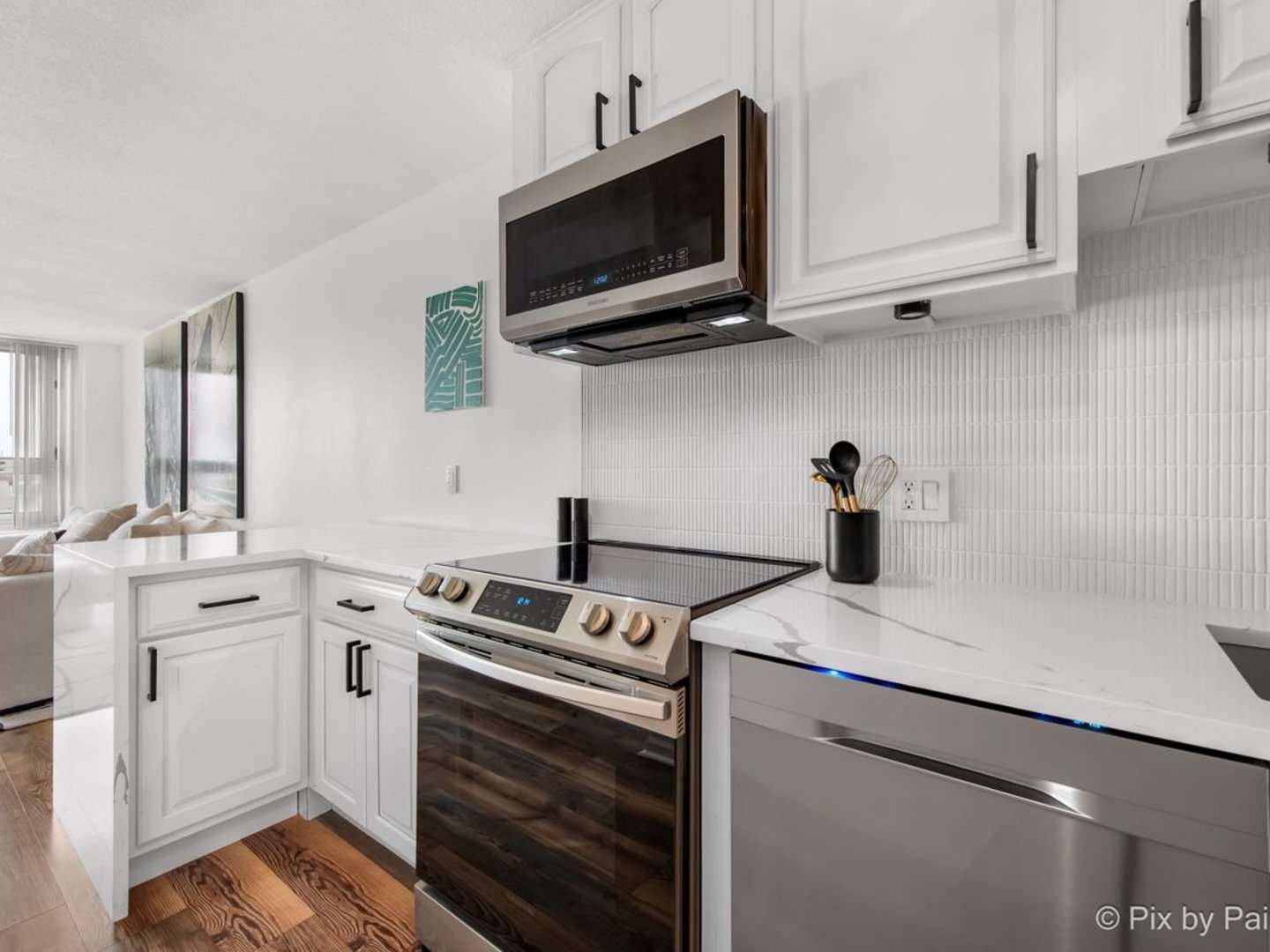 2728 N Hampden Court #710, Chicago, IL 60614