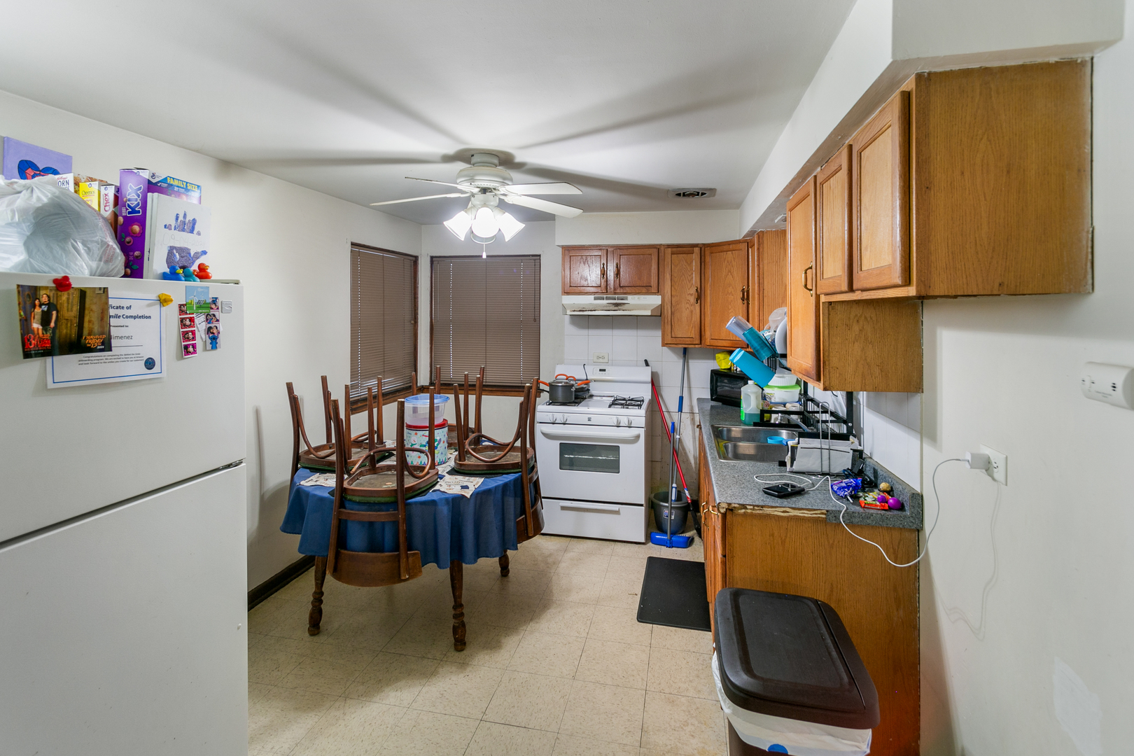 805 N 22nd Avenue, Melrose Park, IL 60160