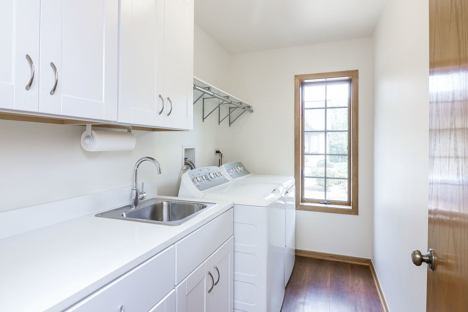1048 WOODBINE Lane #1048, Darien, IL 60561