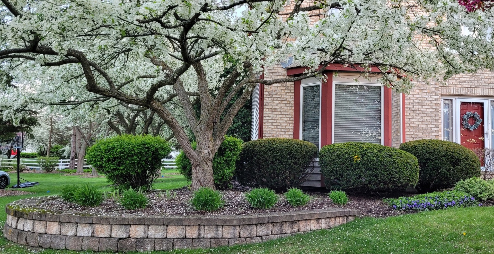 17917 W Pond Ridge Circle, Gurnee, IL 60031