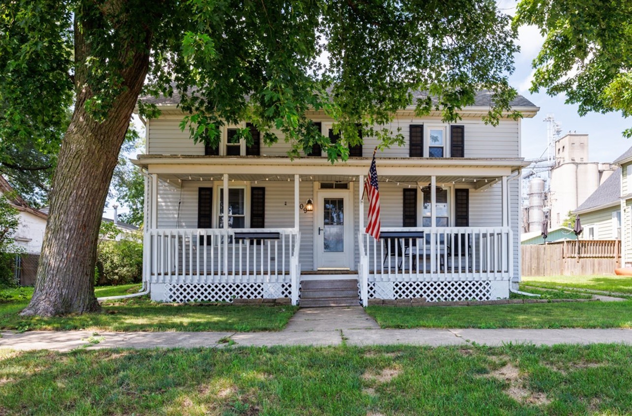 209 W Boundary Street, Stanford, IL 61774