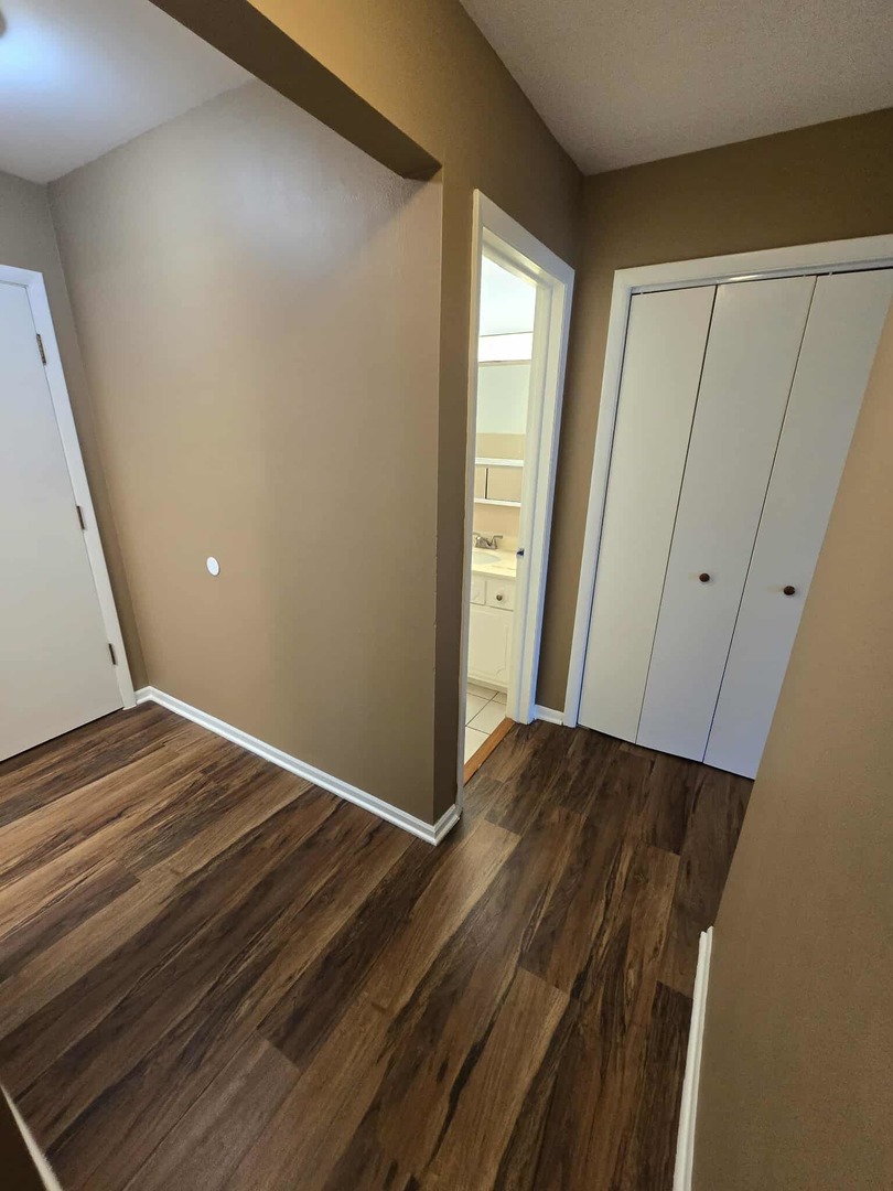 11245 S Harlem Avenue #C5, Worth, IL 60482