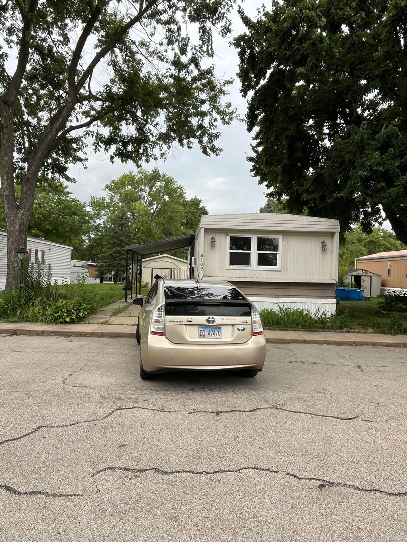 109 Poplar Drive, Morton, IL 61550