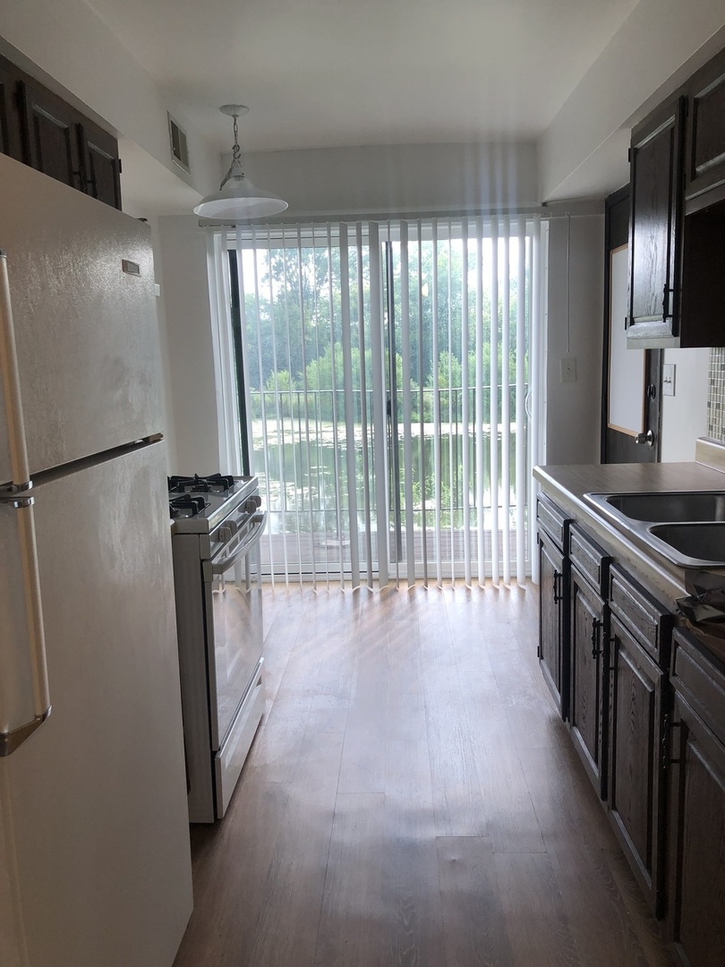 319 E Rimini Court #2A, Palatine, IL 60067