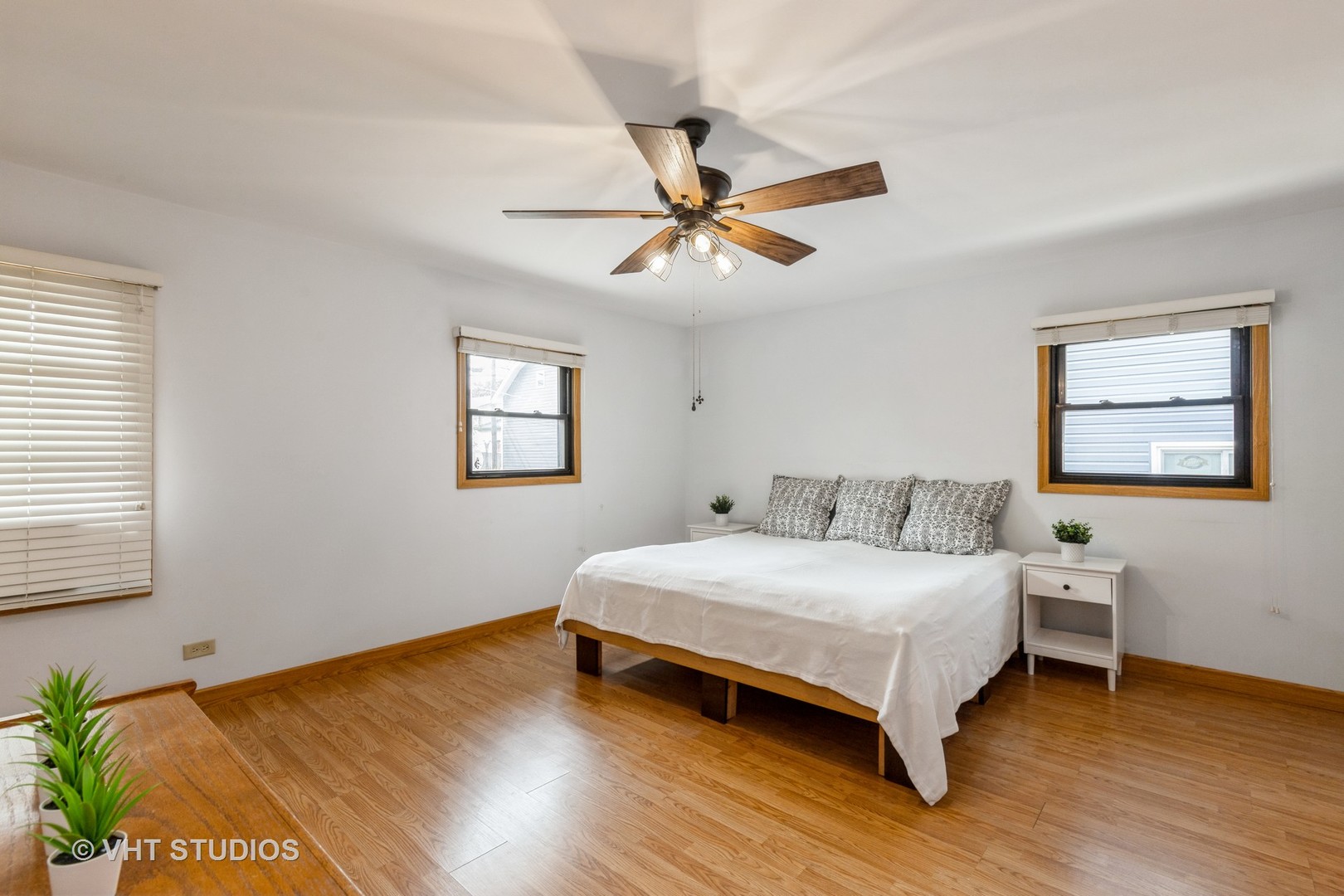 1504 Ridgeway Street, Round Lake Beach, IL 60073