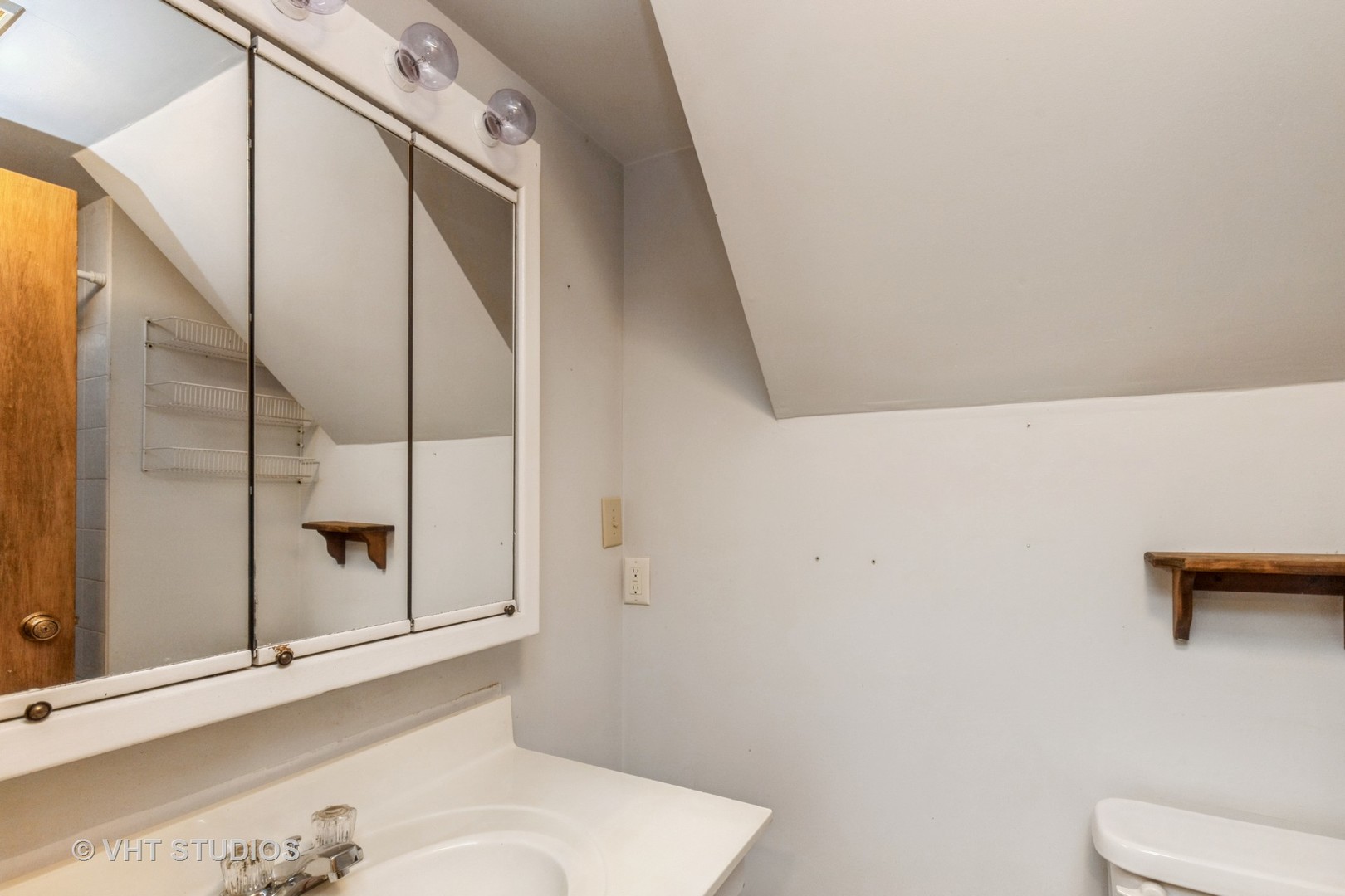 1504 Ridgeway Street, Round Lake Beach, IL 60073