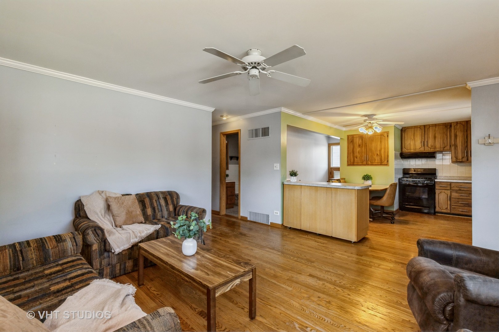 1504 Ridgeway Street, Round Lake Beach, IL 60073