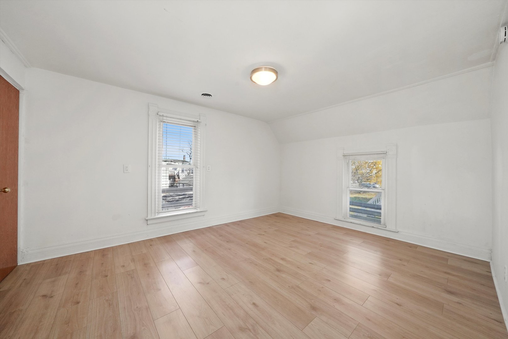 1097 E Merchant Street #2, Kankakee, IL 60901