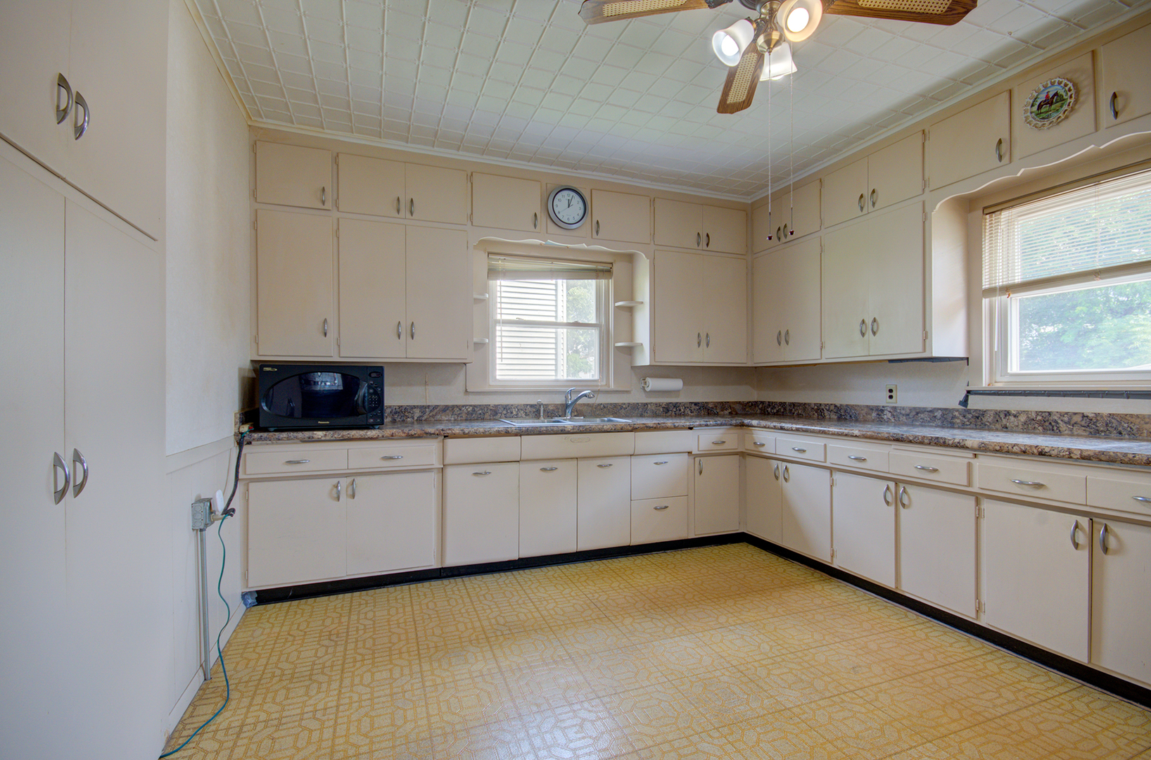 312 Illinois Street, Joliet, IL 60436
