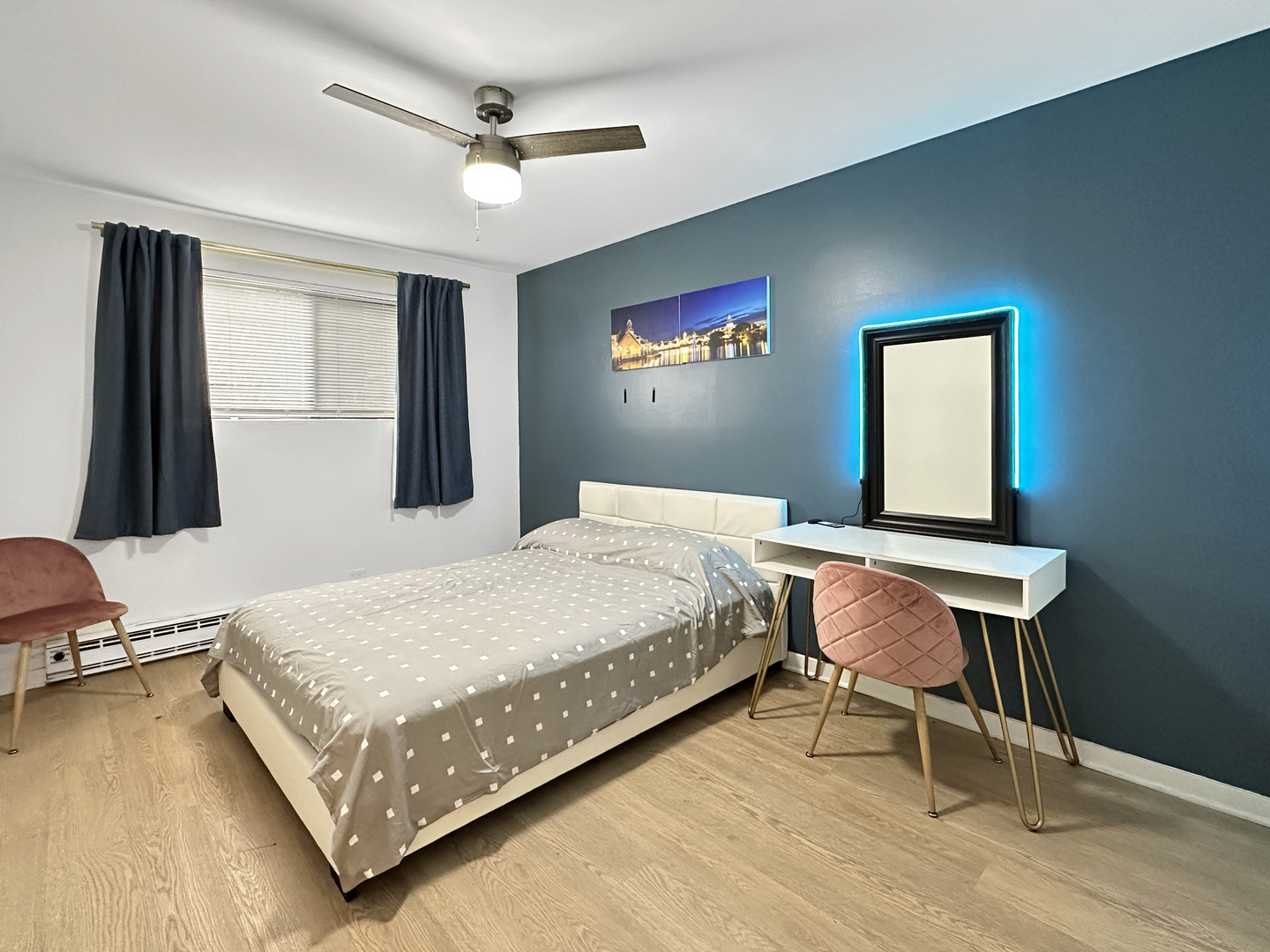 5117 N East River Road #1G, Chicago, IL 60656
