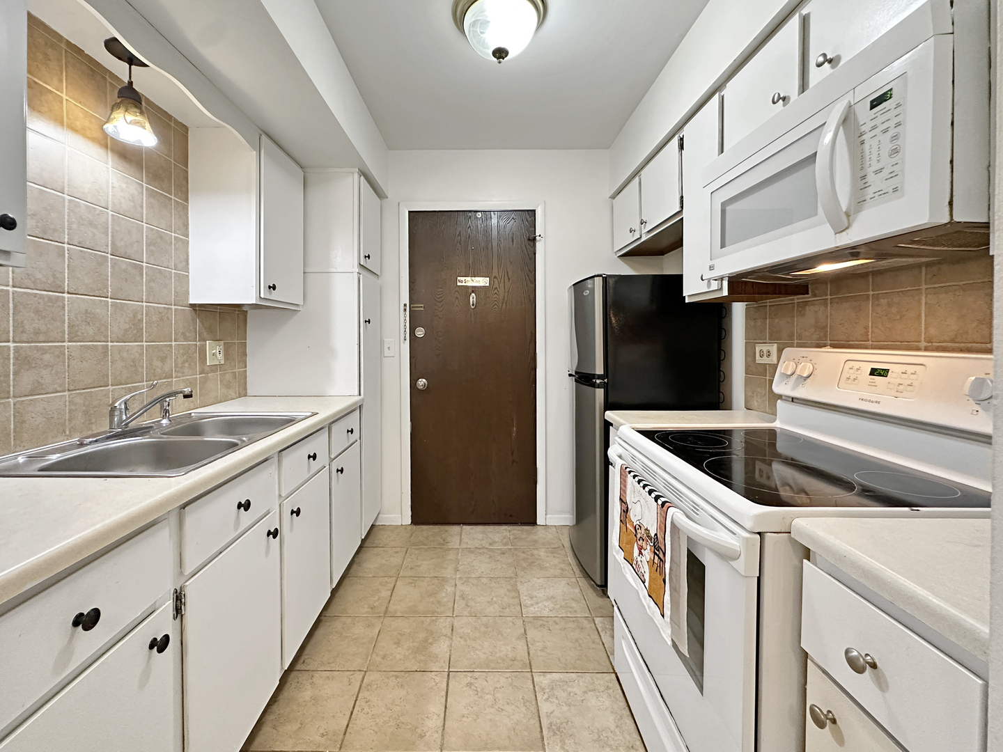 5117 N East River Road #1G, Chicago, IL 60656