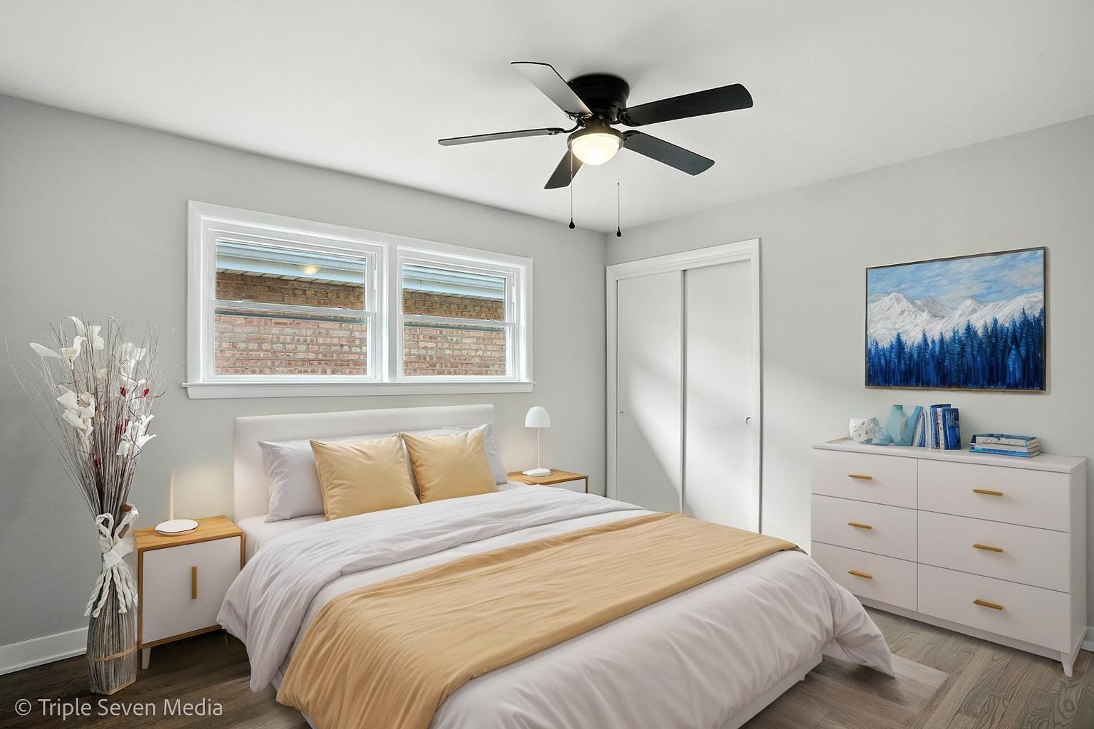 8117 S Richmond Street, Chicago, IL 60652