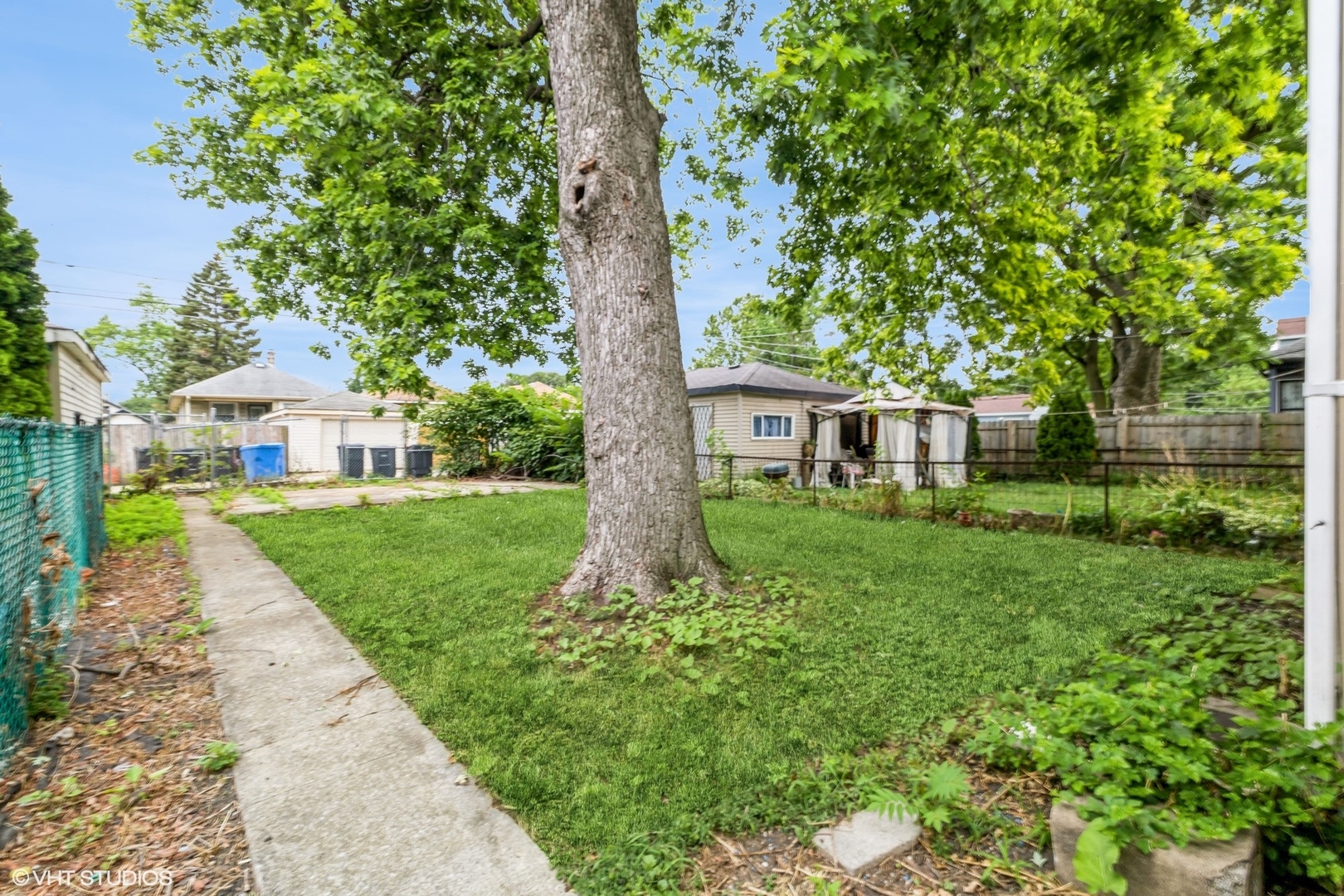 10052 S Lafayette Avenue, Chicago, IL 60628