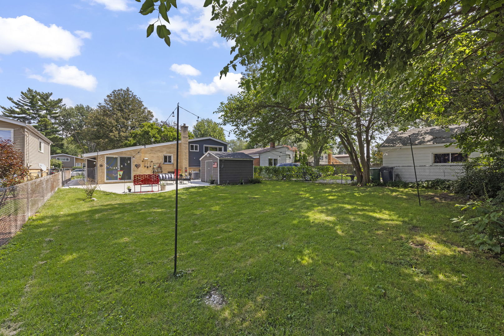 332 N Stewart Avenue, Lombard, IL 60148