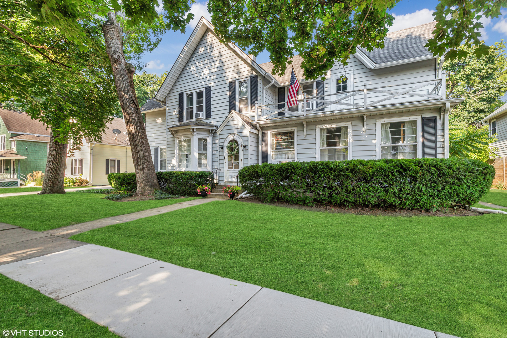 40 S Slusser Street, Grayslake, IL 60030
