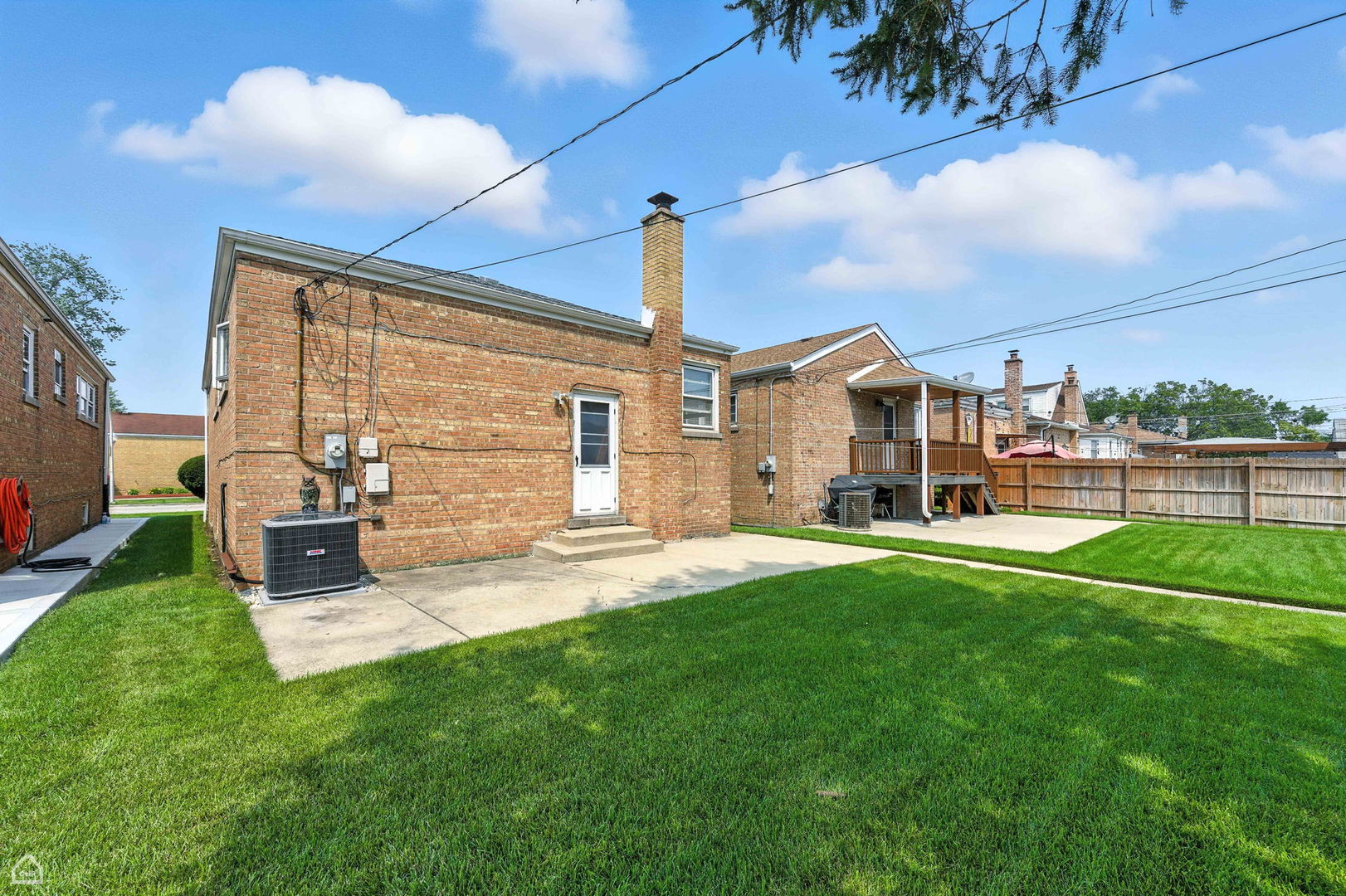 6621 S Kilbourn Avenue, Chicago, IL 60629