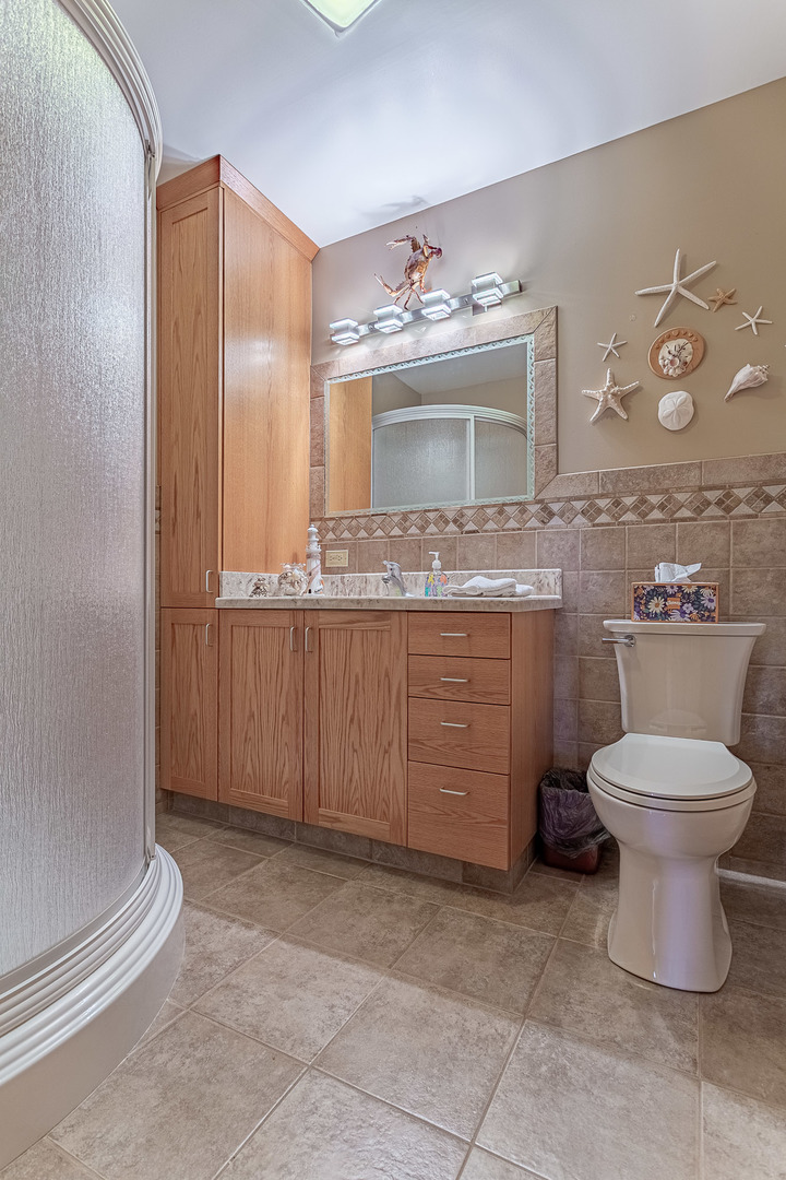 217 Edgeware Road, Elk Grove Village, IL 60007