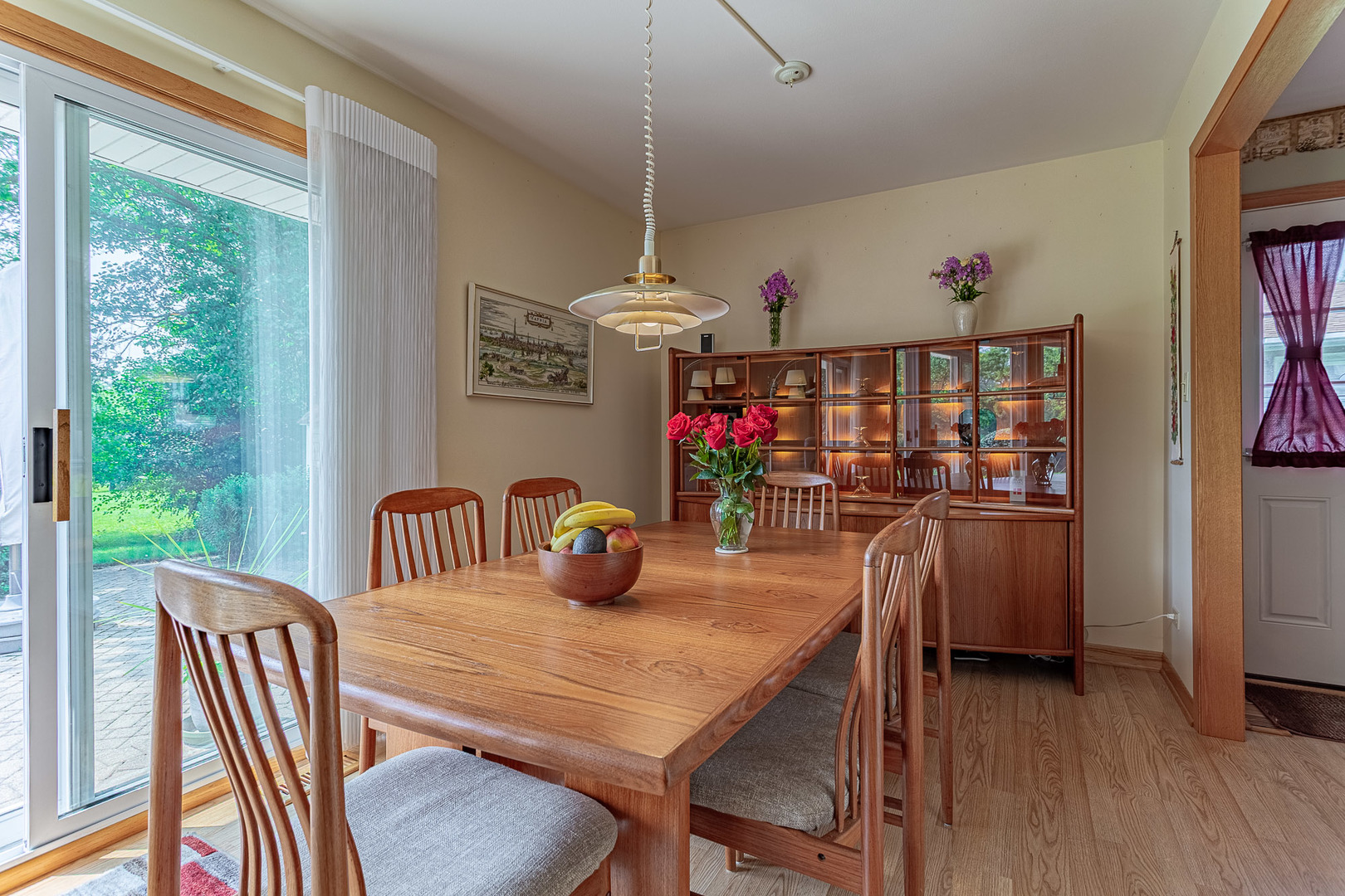 217 Edgeware Road, Elk Grove Village, IL 60007