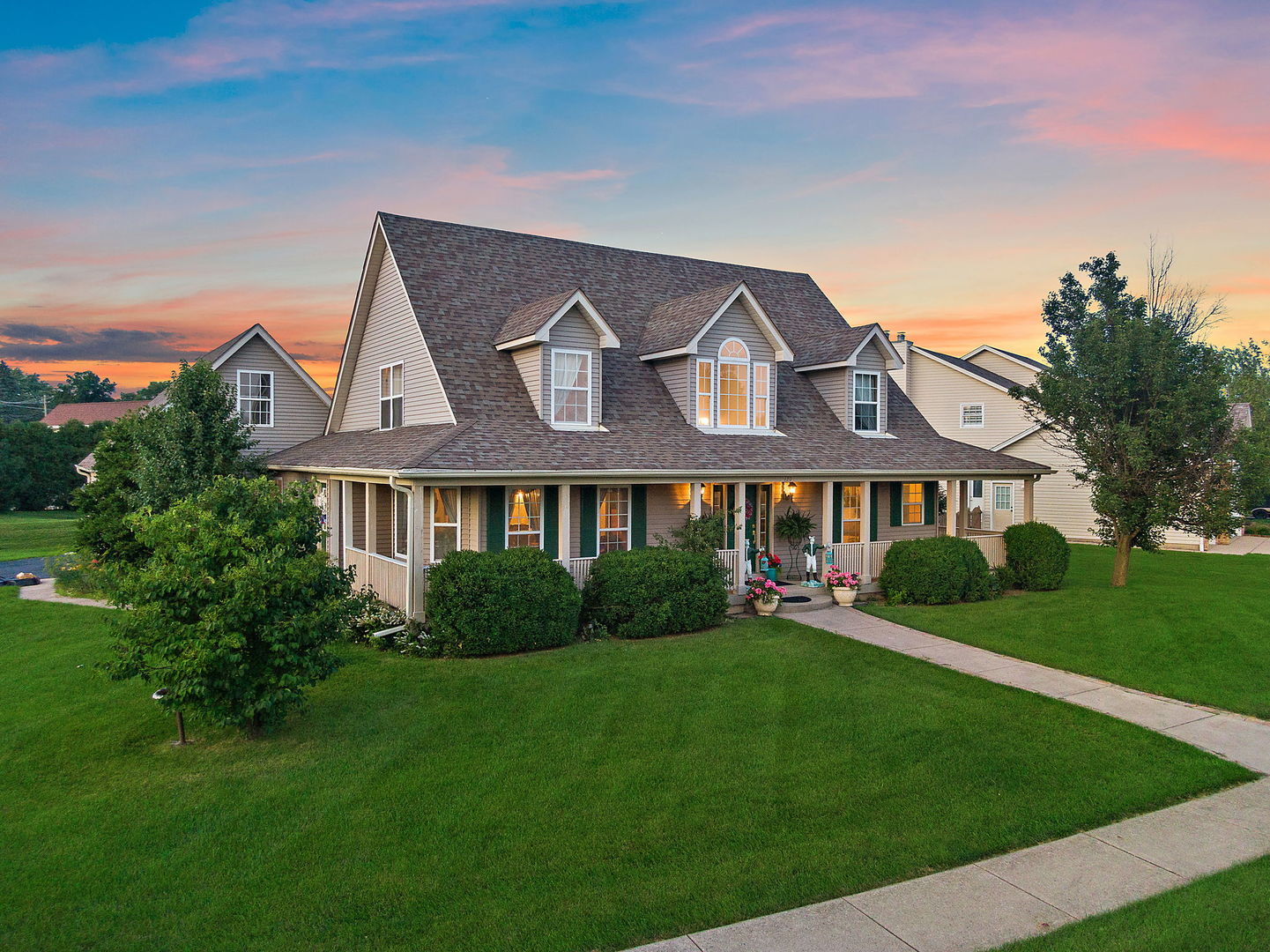 120 Jack Dylan Drive, Hampshire, IL 60140
