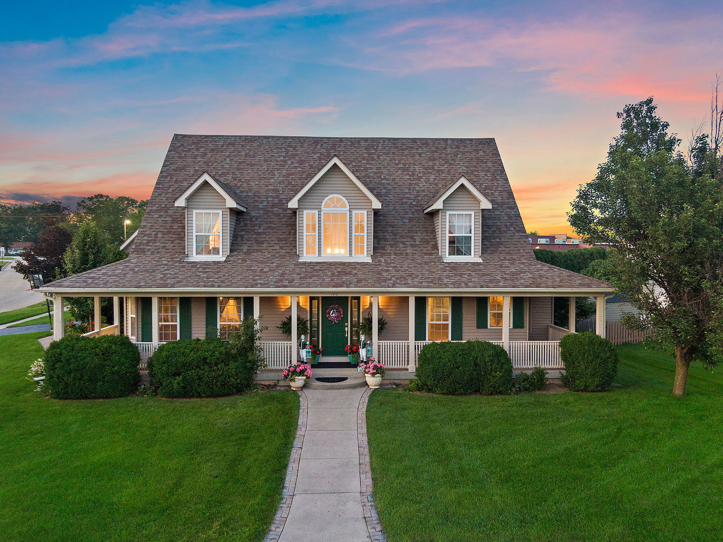 120 Jack Dylan Drive, Hampshire, IL 60140